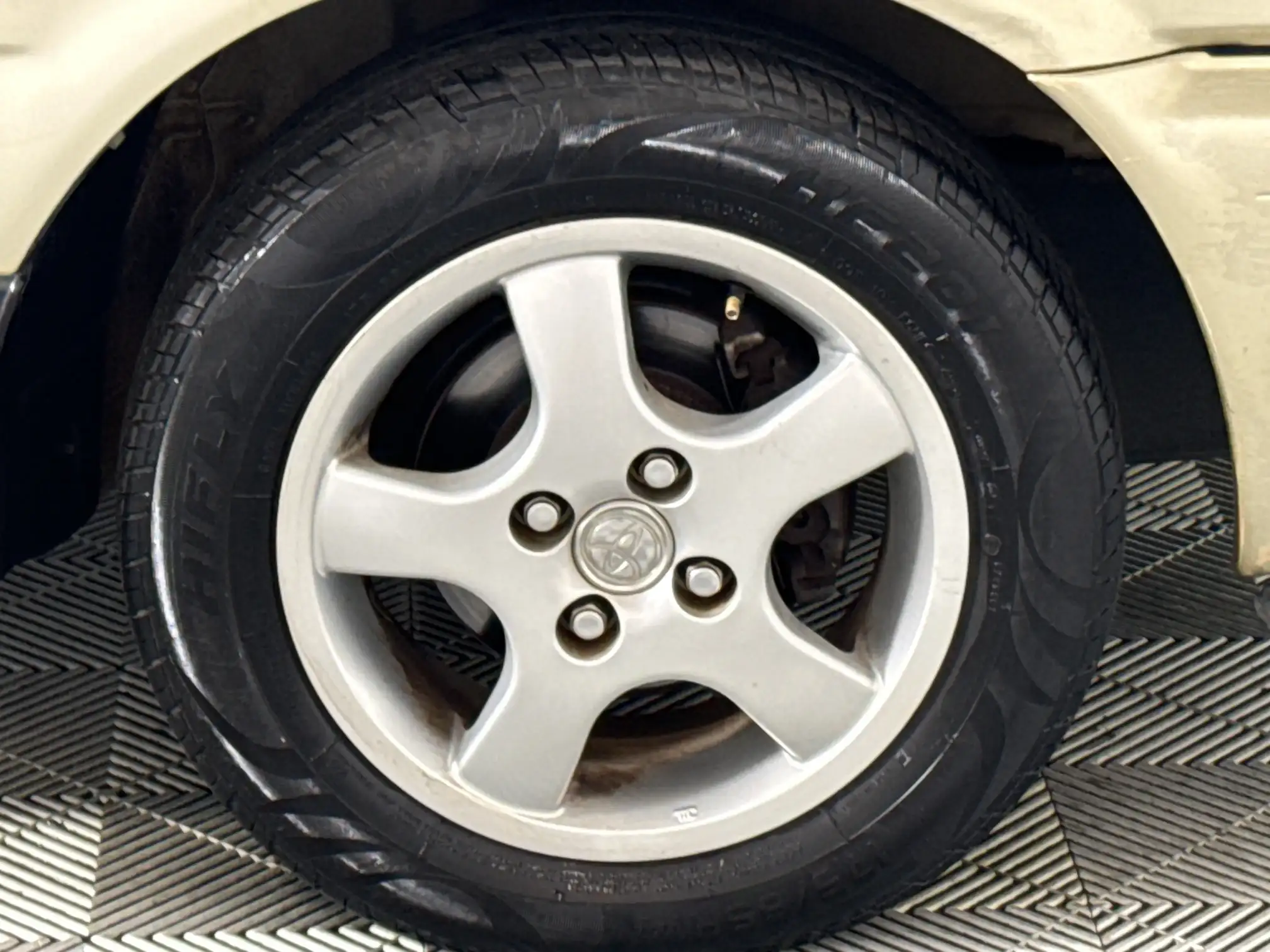 Toyota Tazz