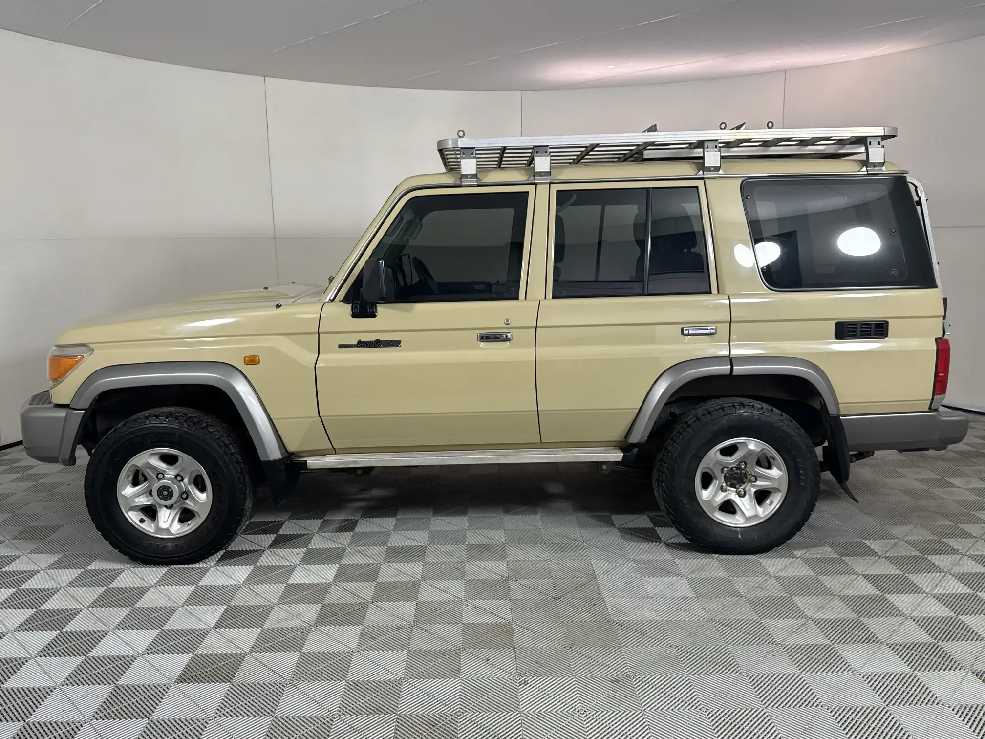 Toyota Land Cruiser 70 Series