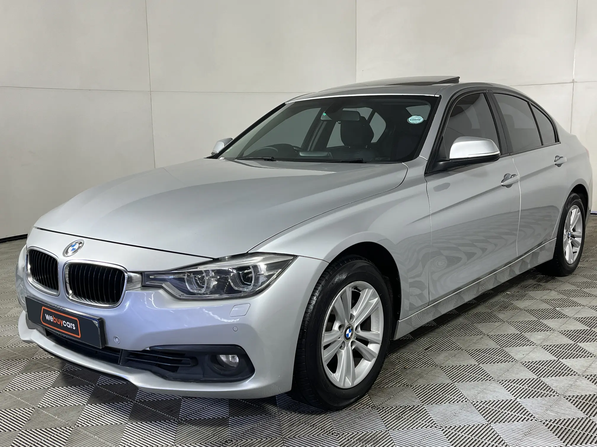 2015 BMW 3 Series 318i Auto (F30)