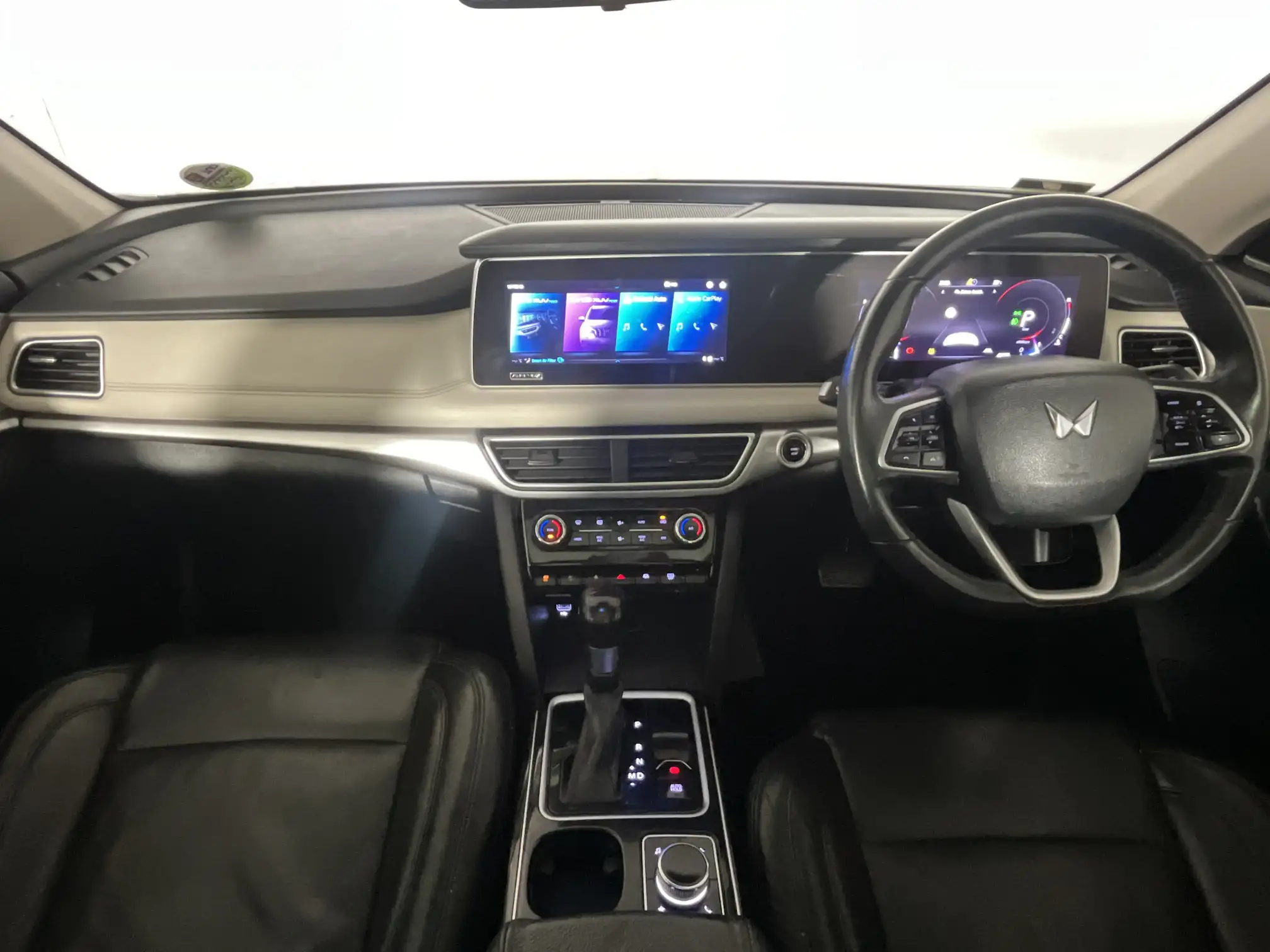 Mahindra XUV 700