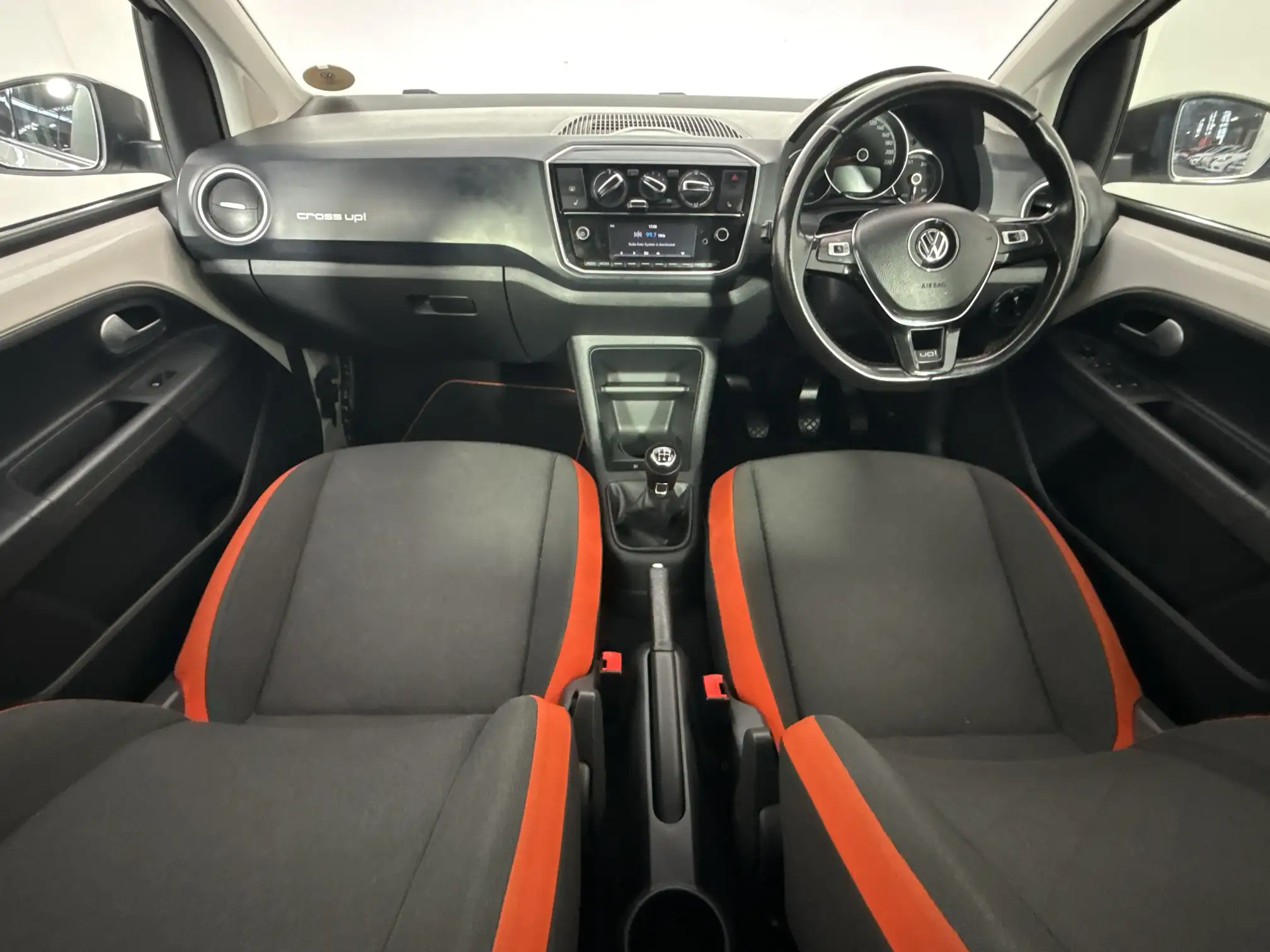 Volkswagen UP