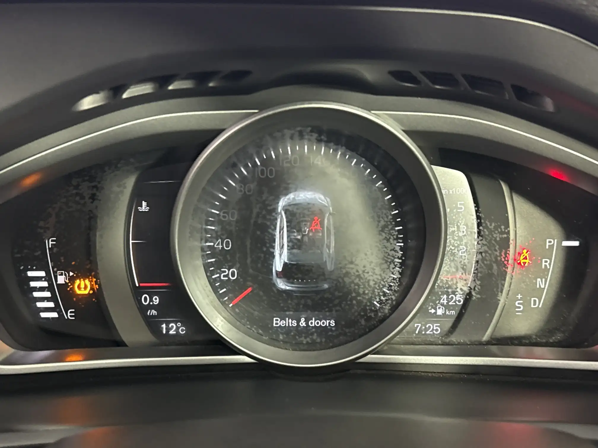 Volvo V40