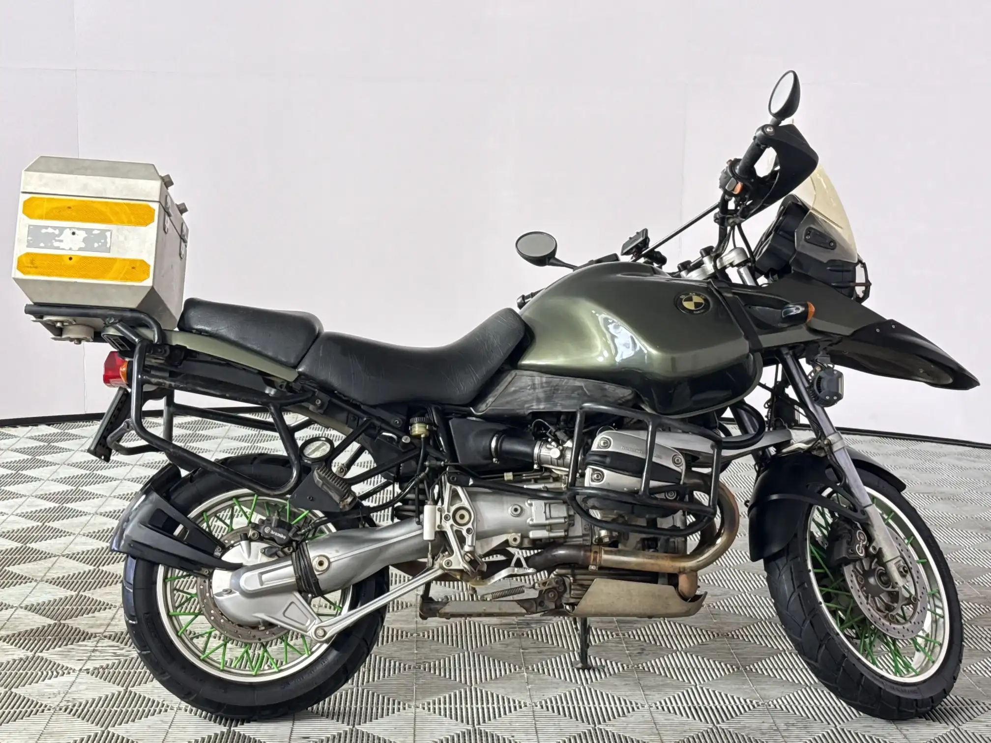 2001 BMW R Series