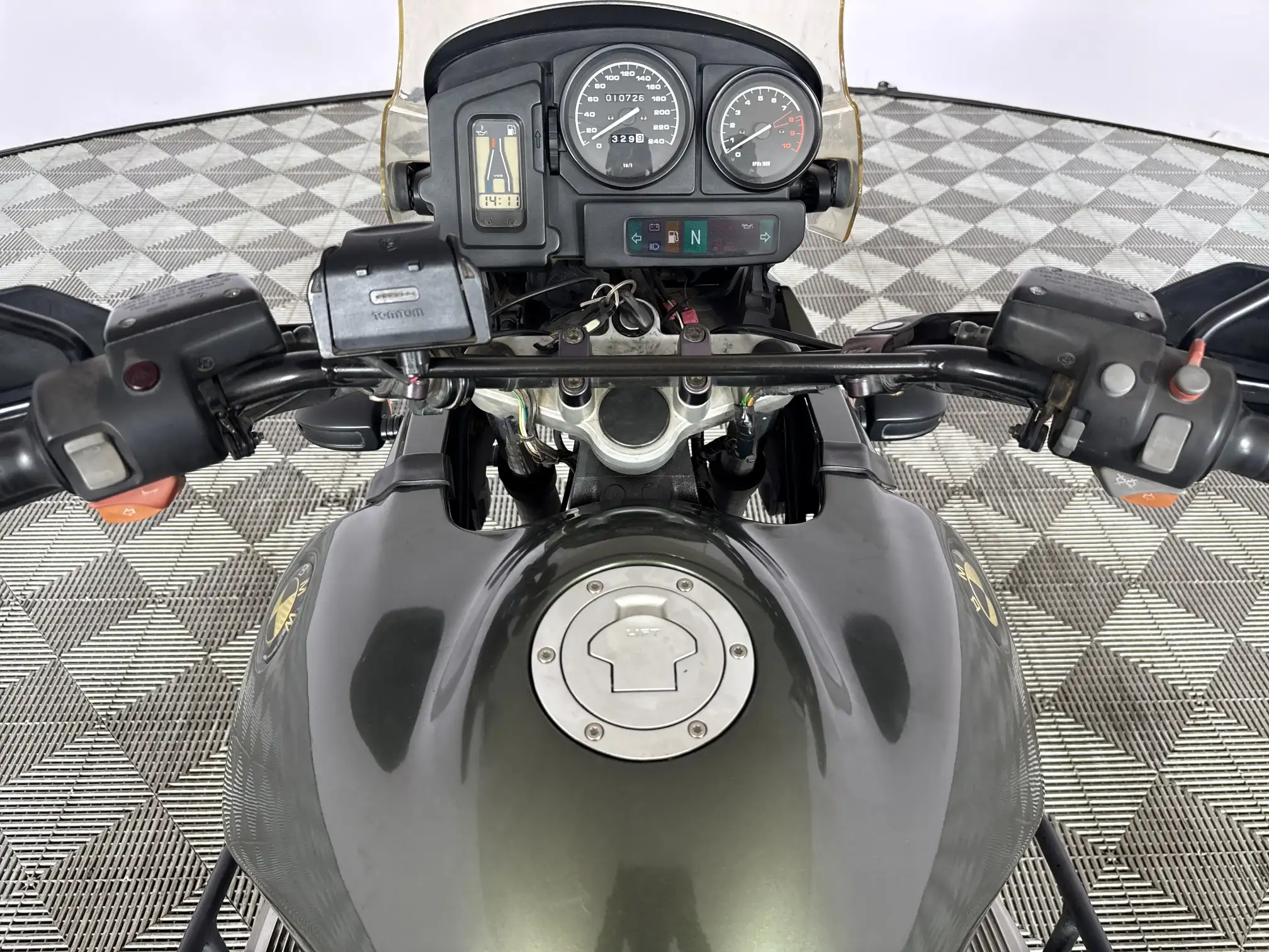 BMW R Series