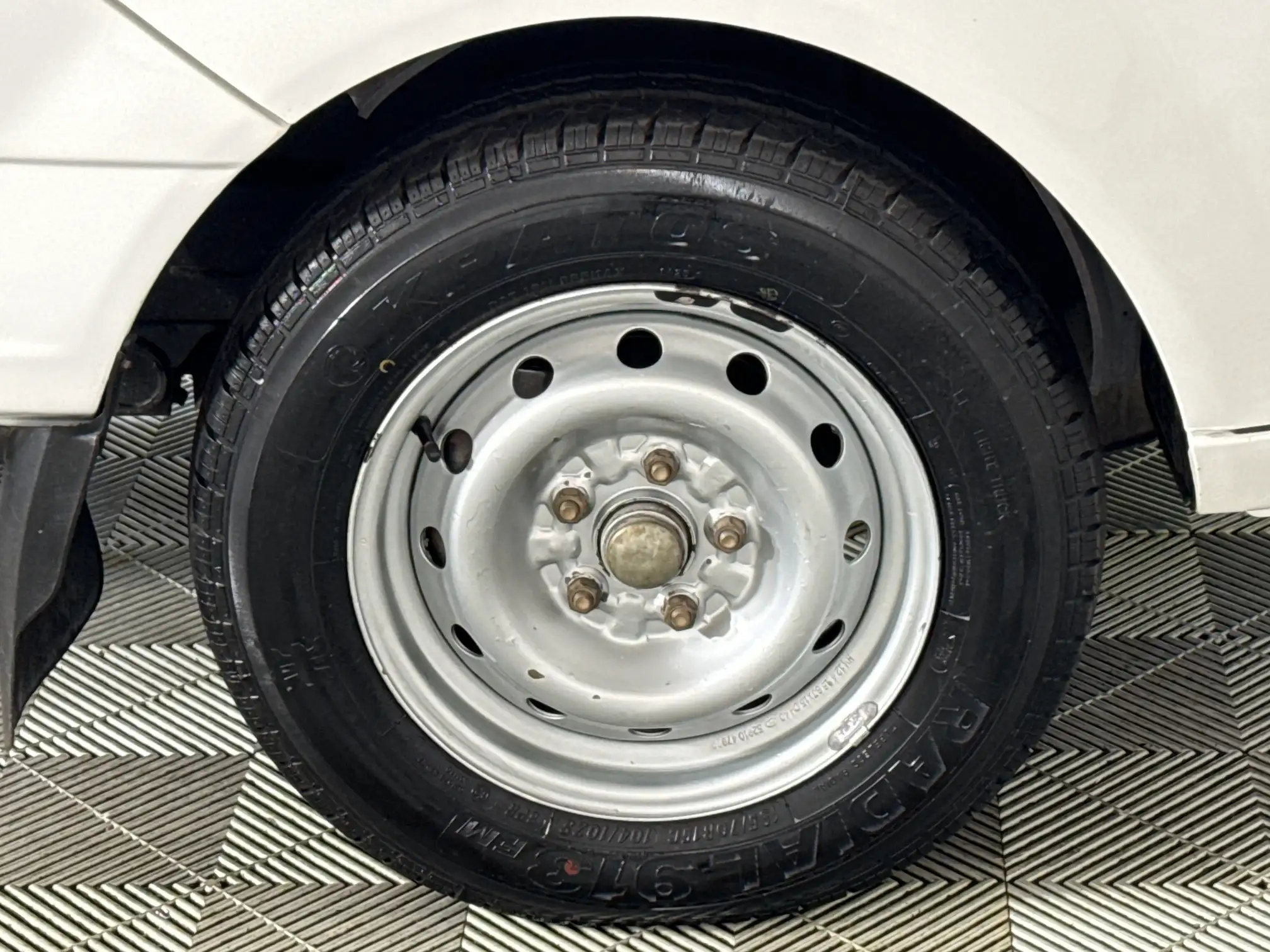 Hyundai H100