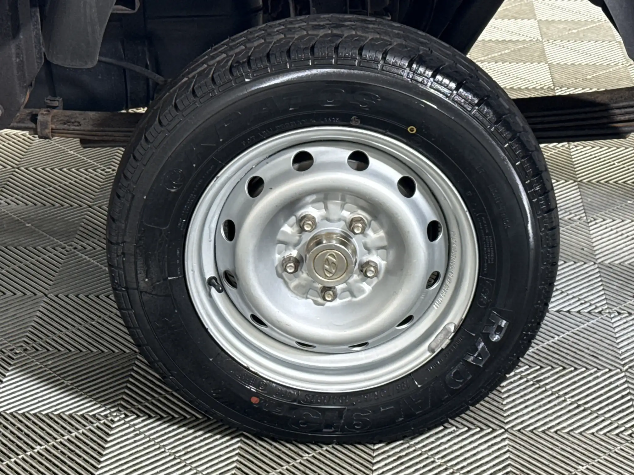 Hyundai H100