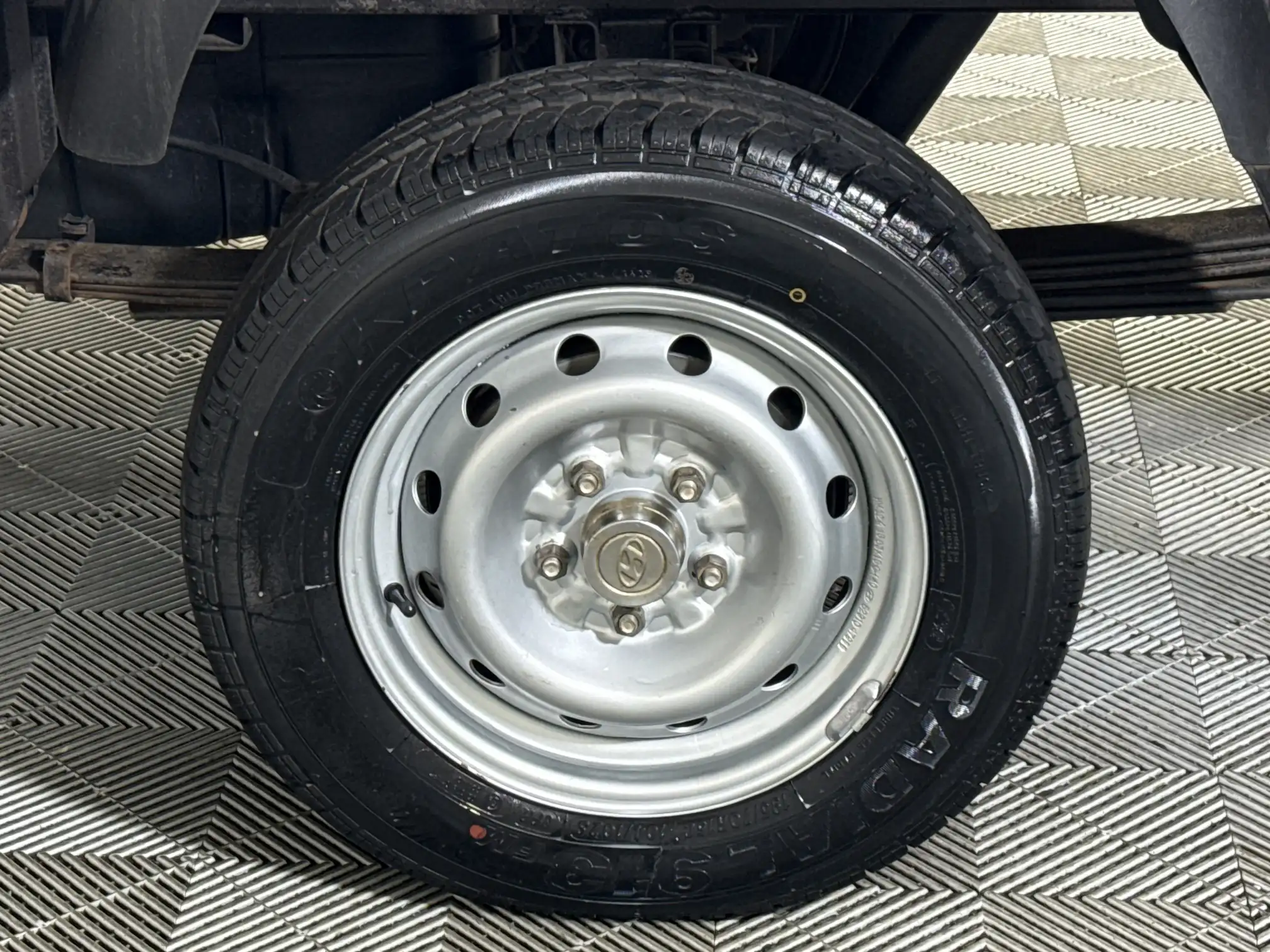 Hyundai H100