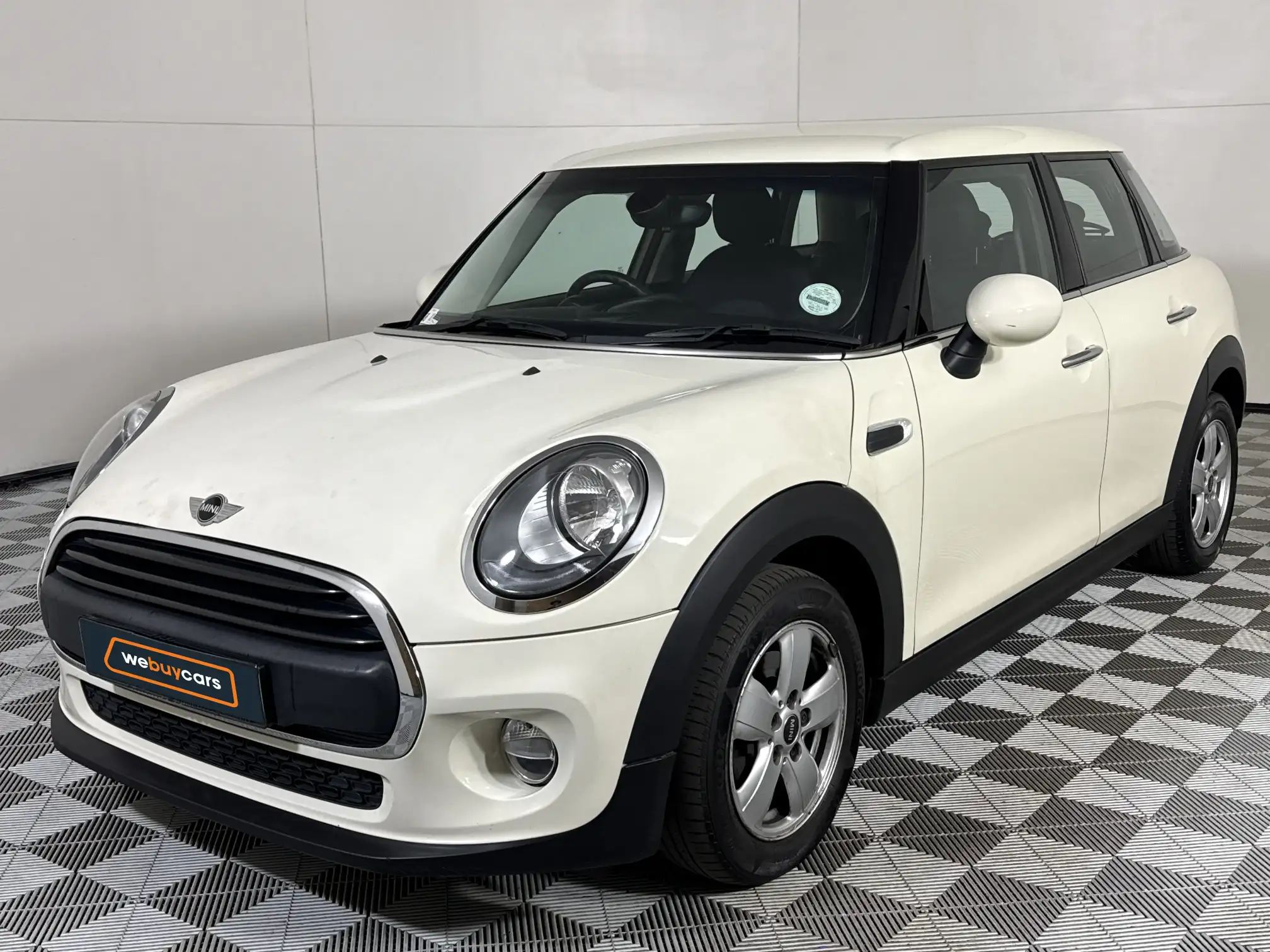 2016 Mini Cooper 5DR