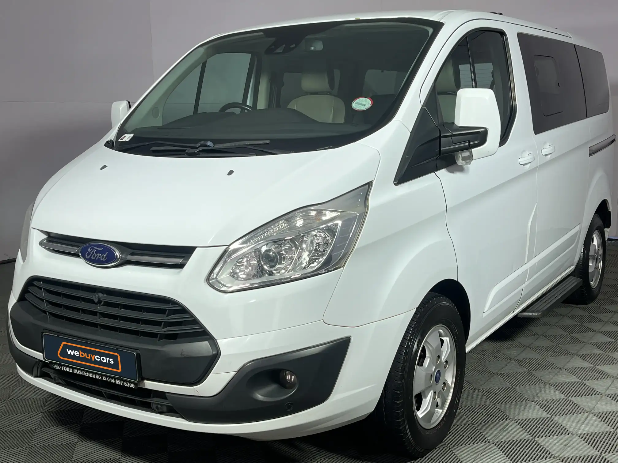2017 Ford Tourneo