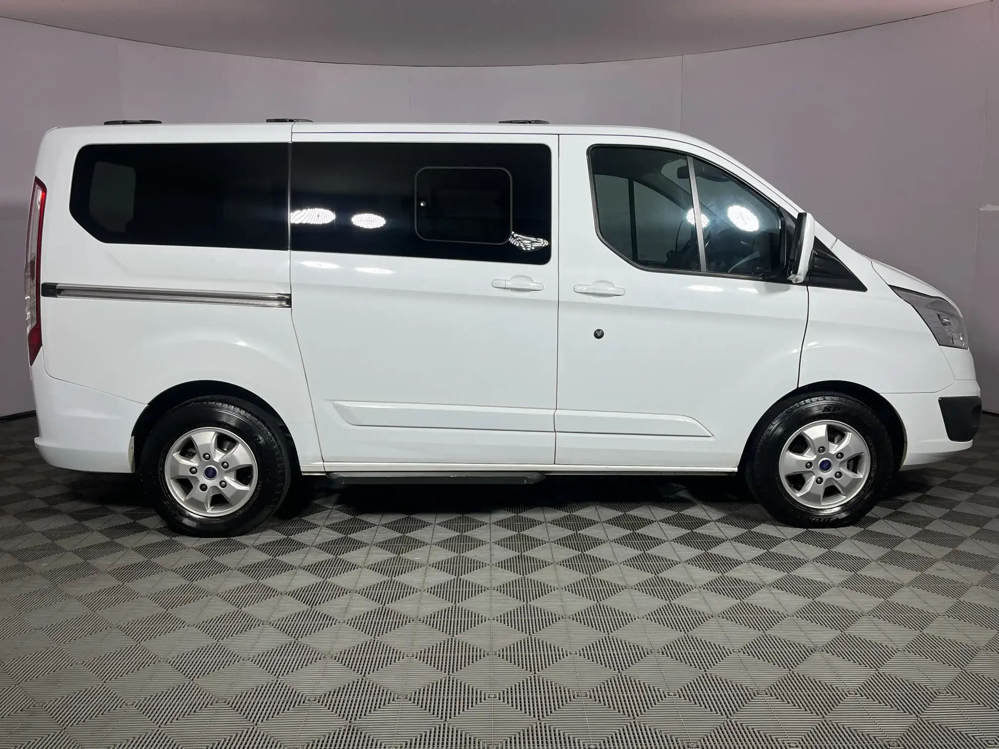 Ford Tourneo