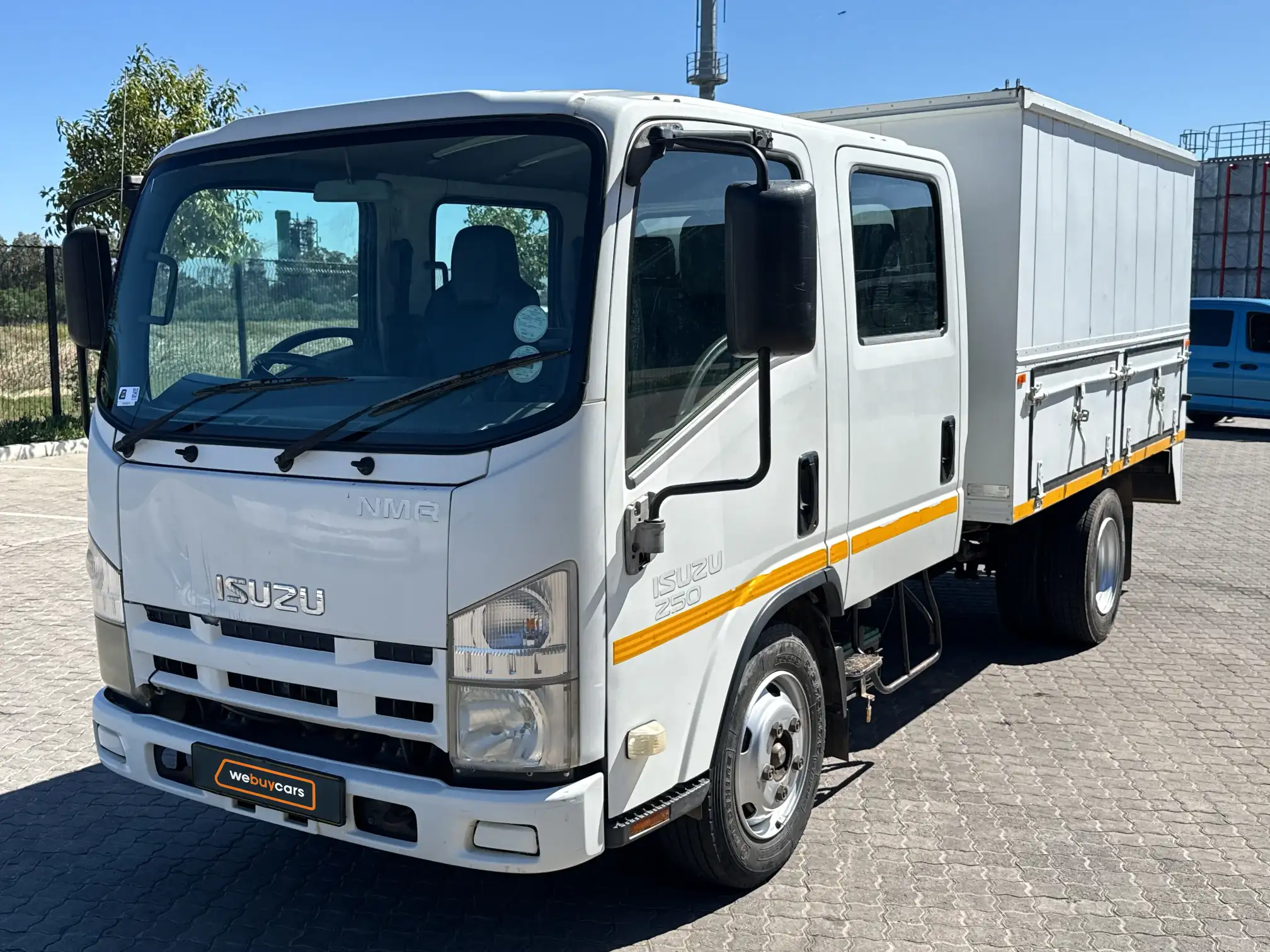 2013 Isuzu NMR