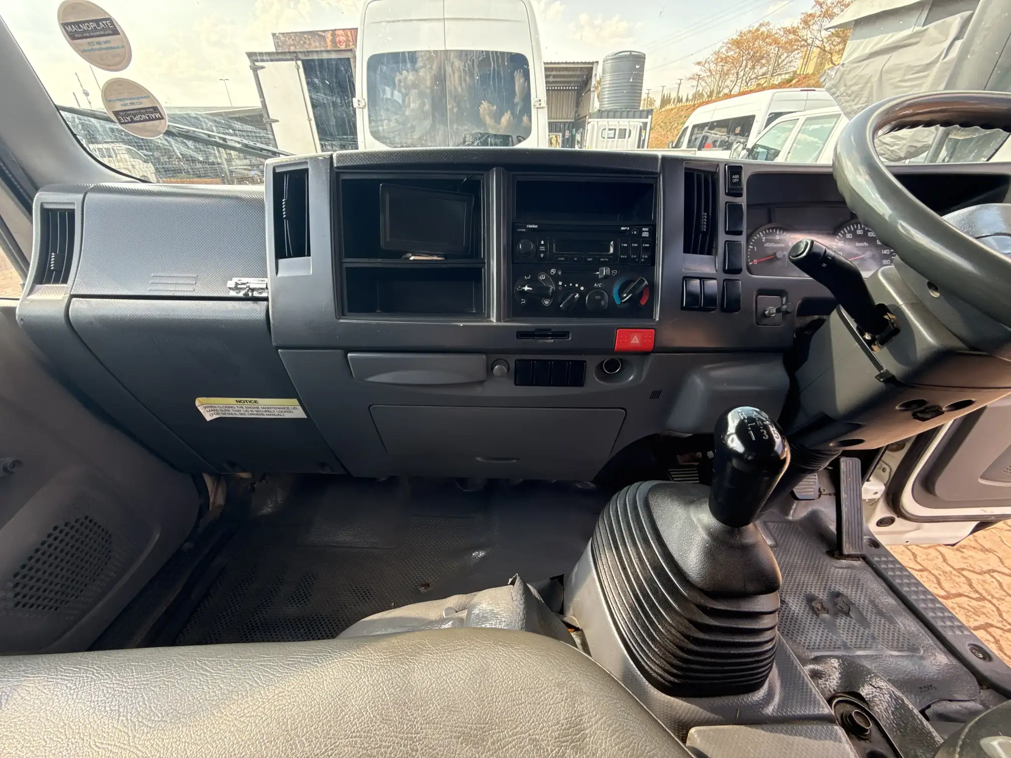 Isuzu NMR