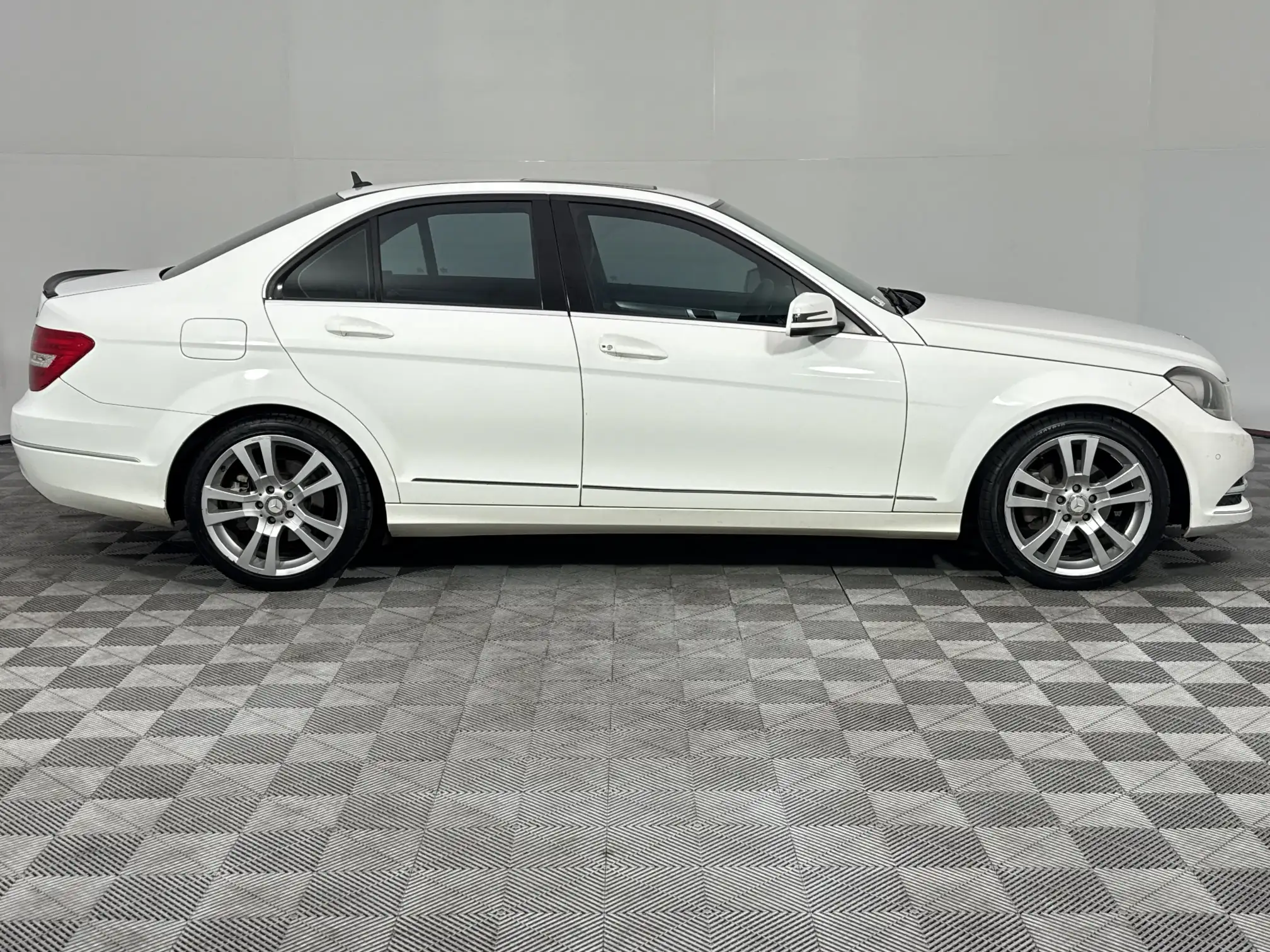Mercedes-Benz C Class Sedan