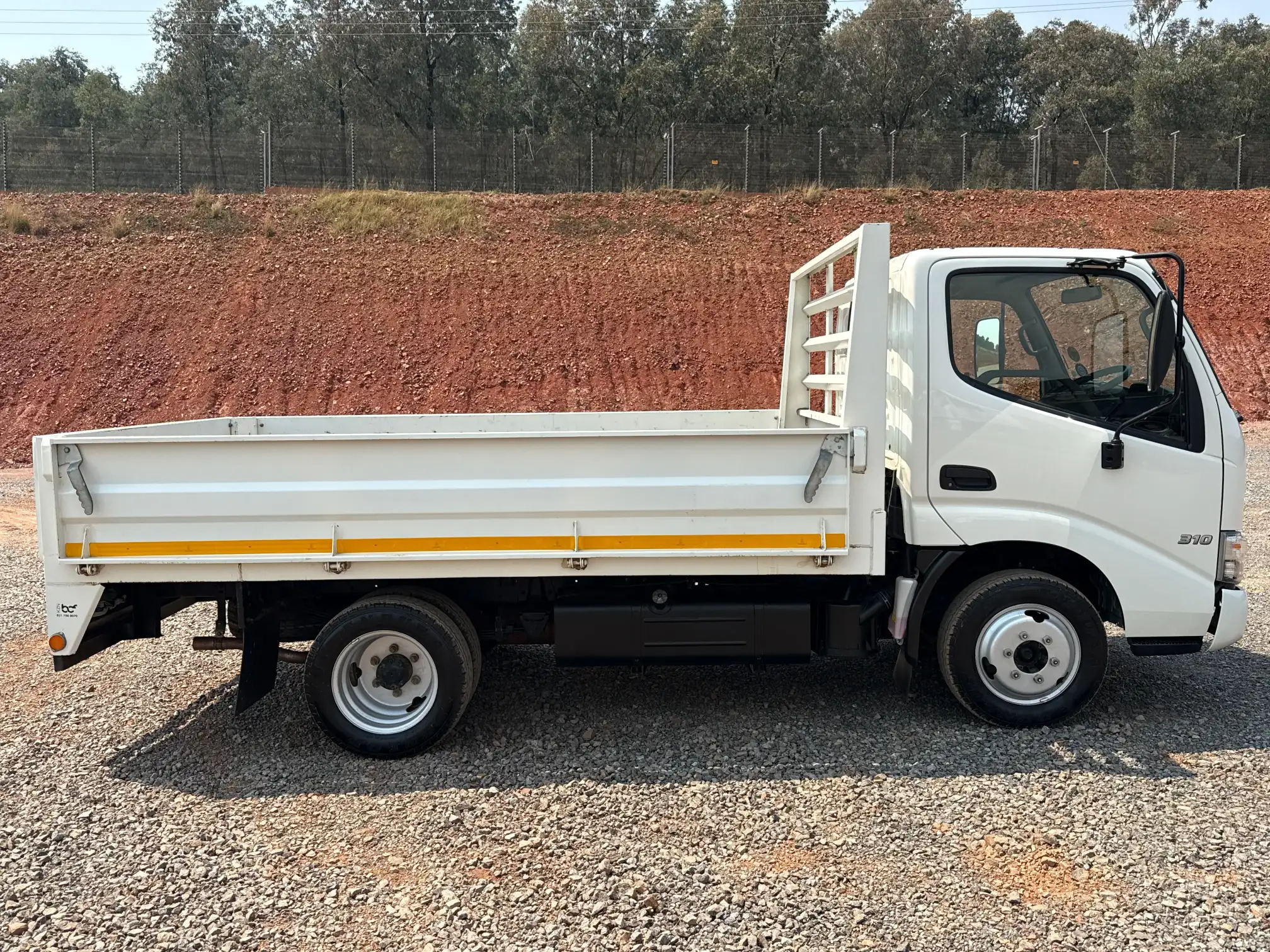 Hino 200 Series