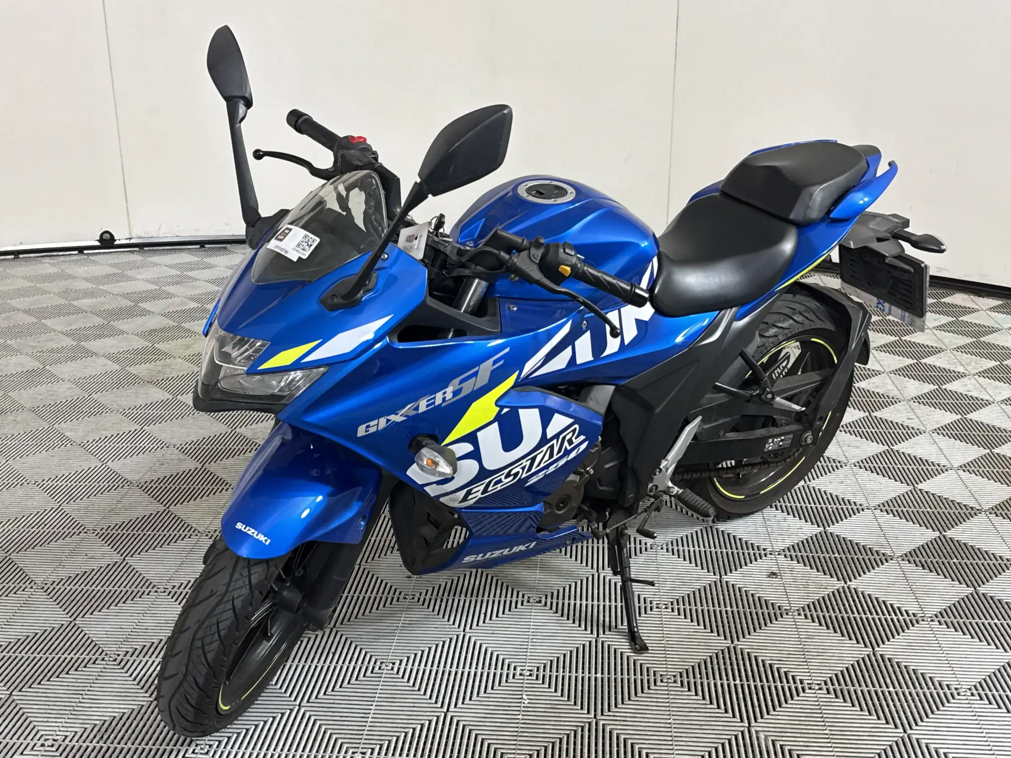 Suzuki Gixxer