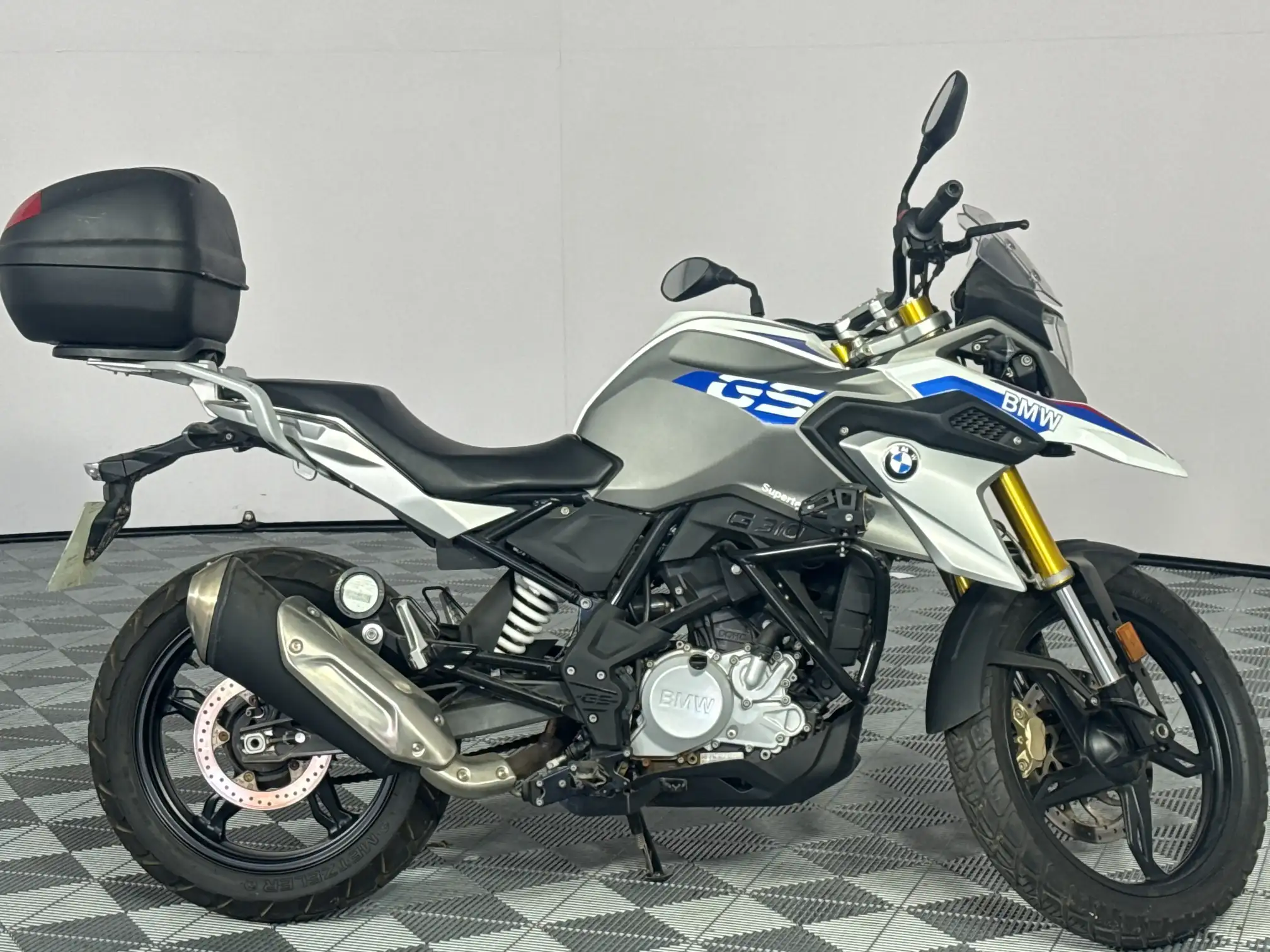 BMW C