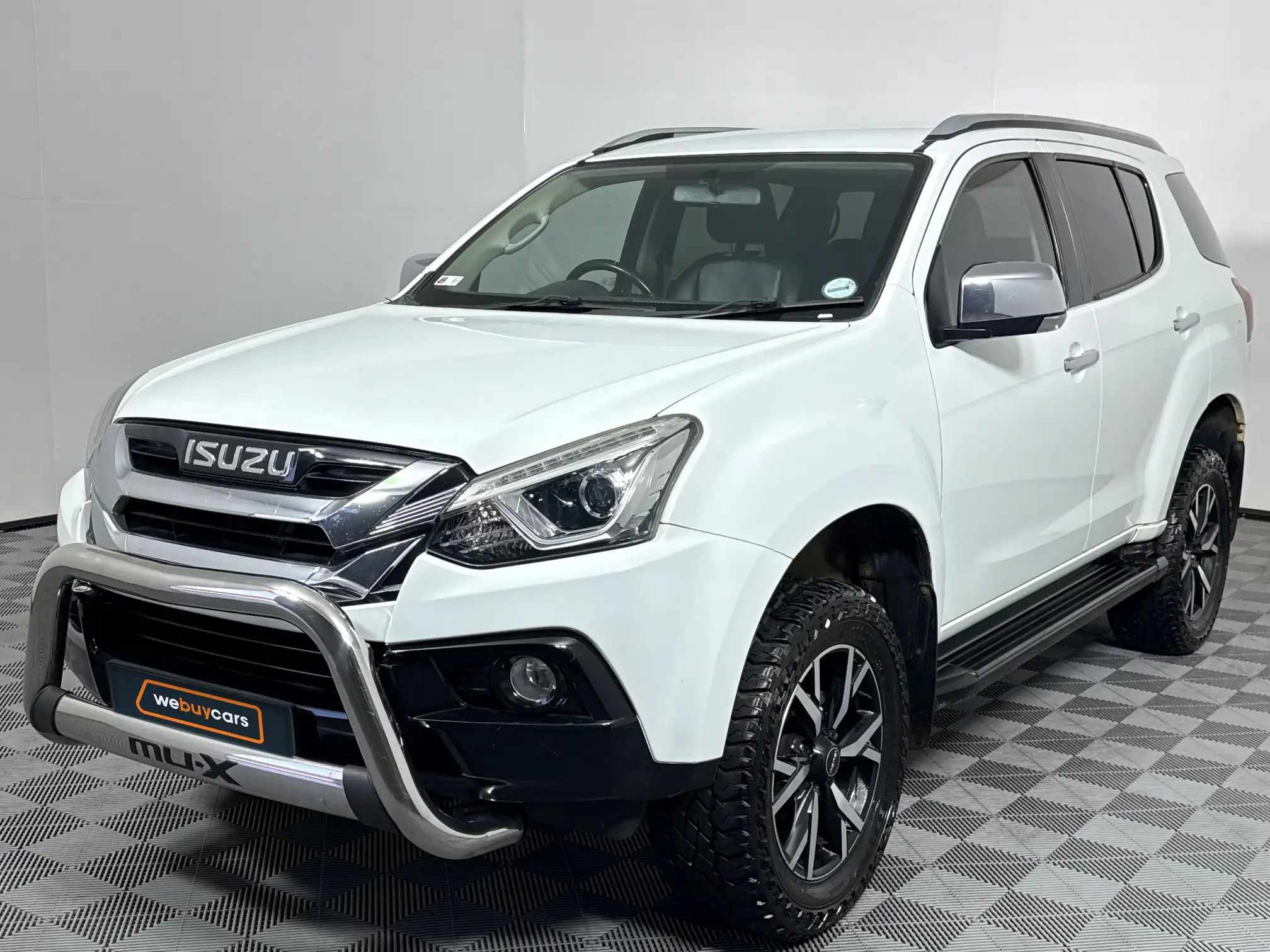 2020 Isuzu MU-X