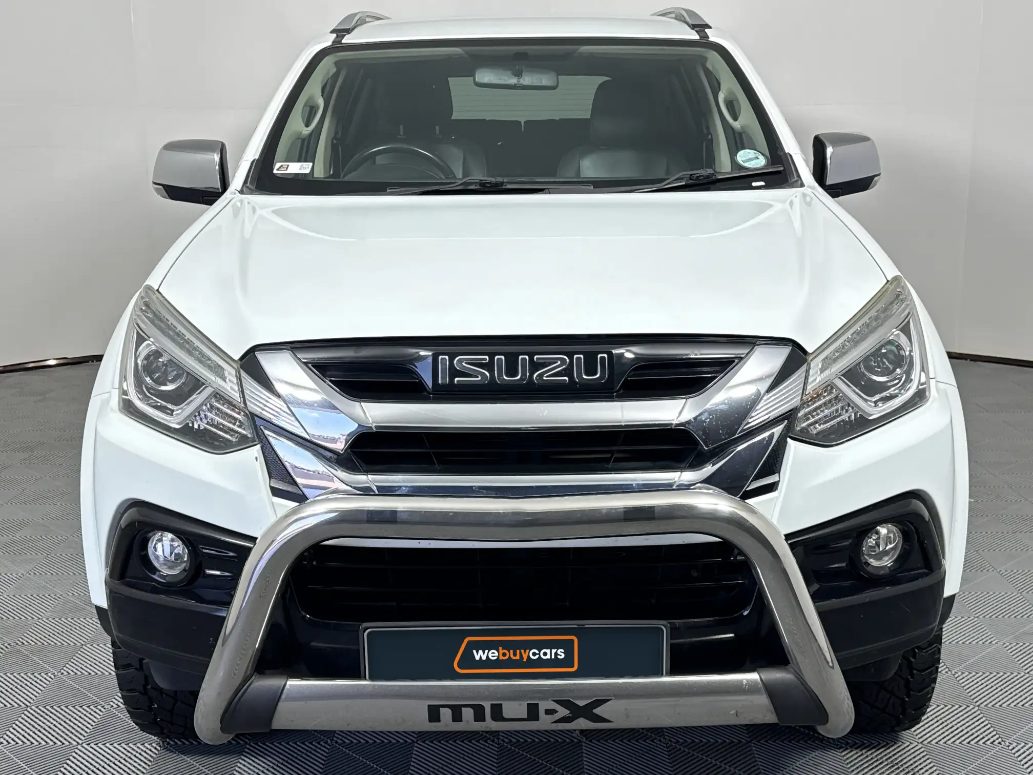 Isuzu MU-X