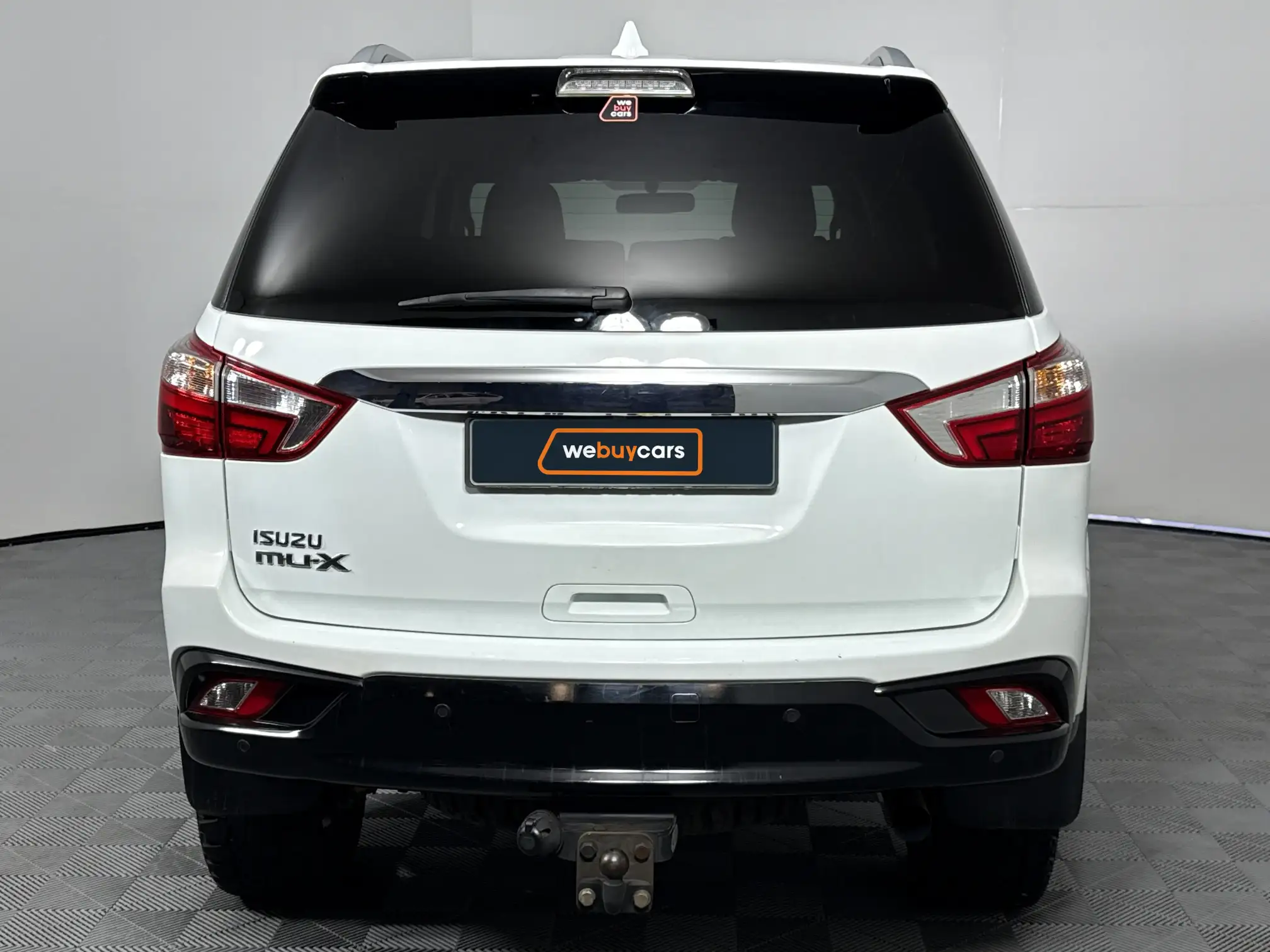Isuzu MU-X