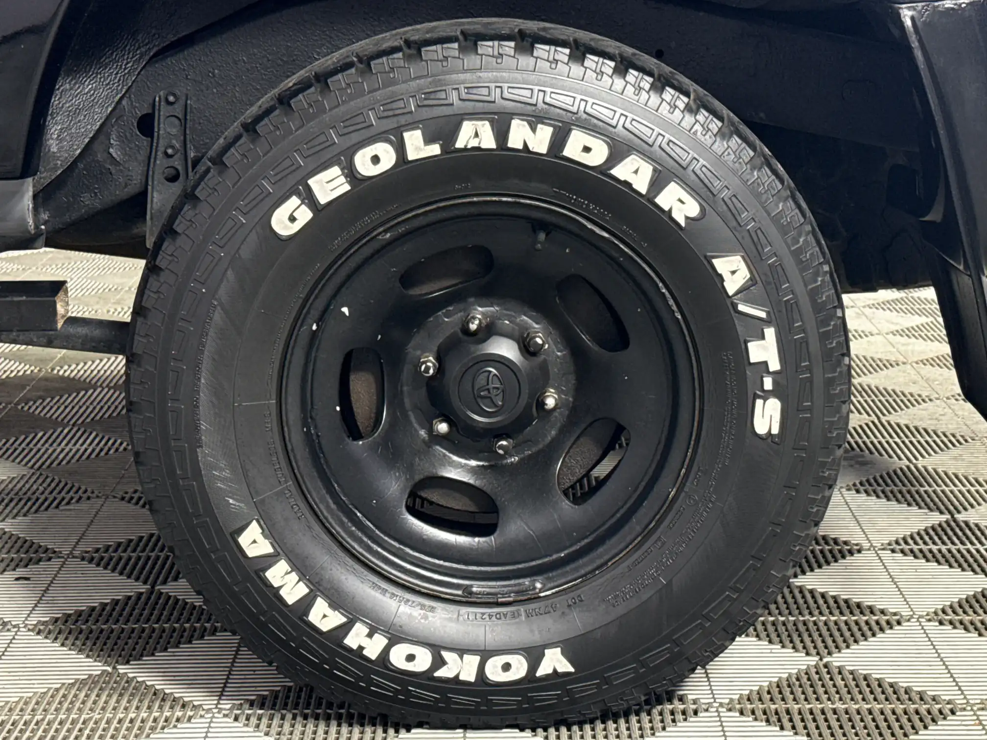 Toyota Land Cruiser 80
