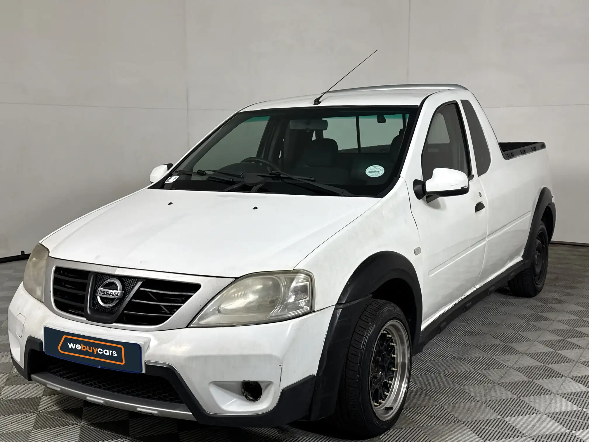 2014 Nissan NP200