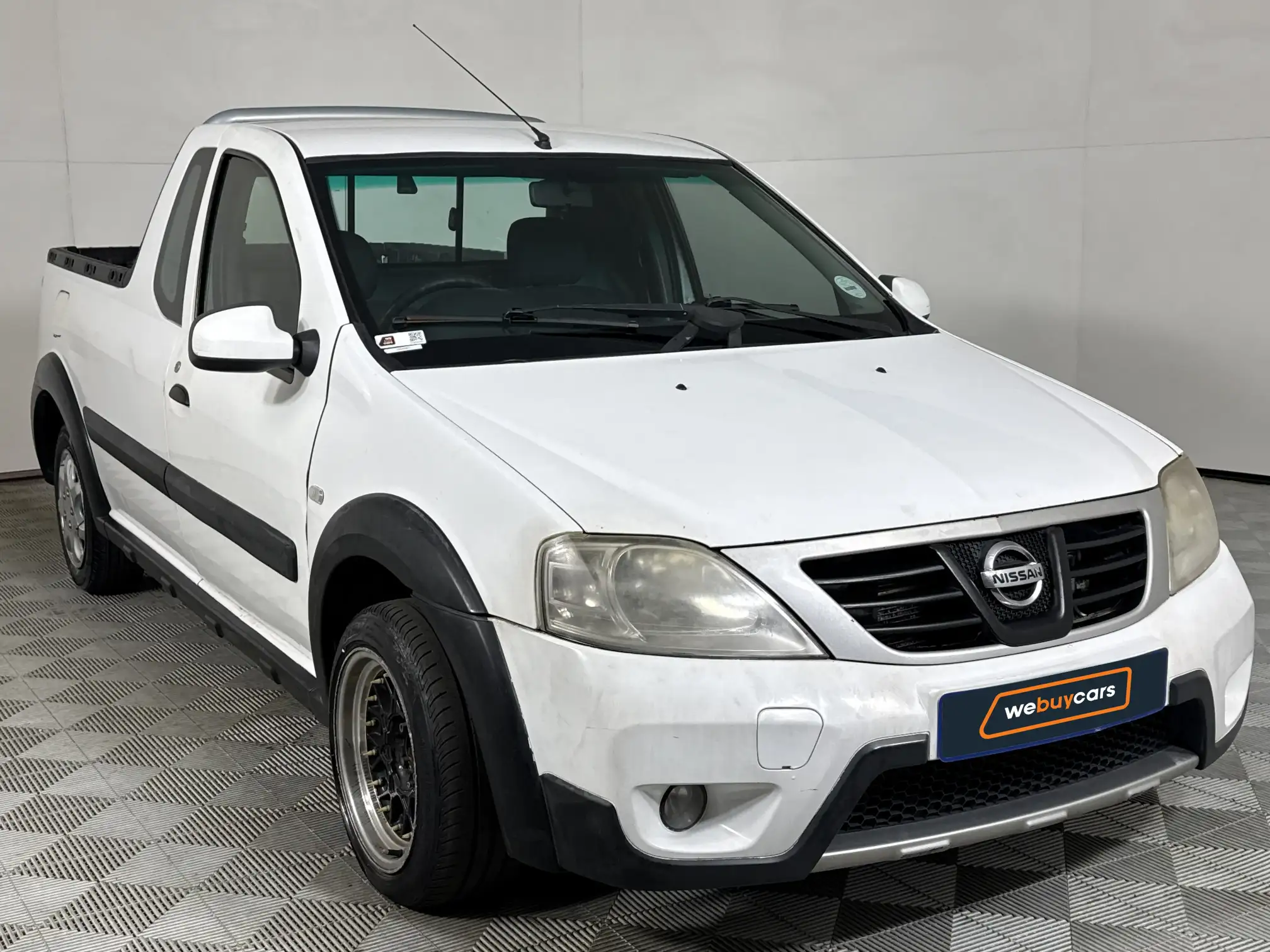 Nissan NP200