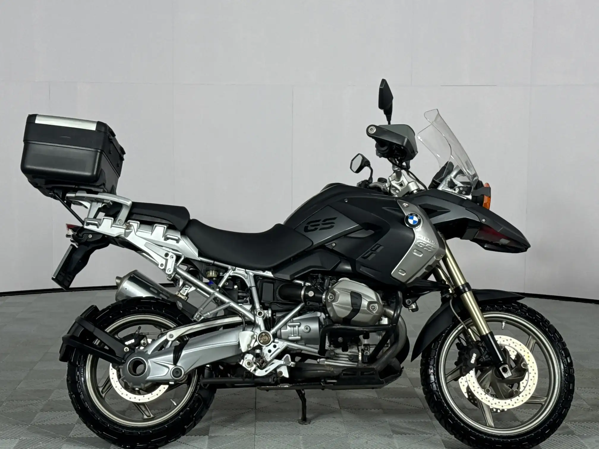 2011 BMW R Series