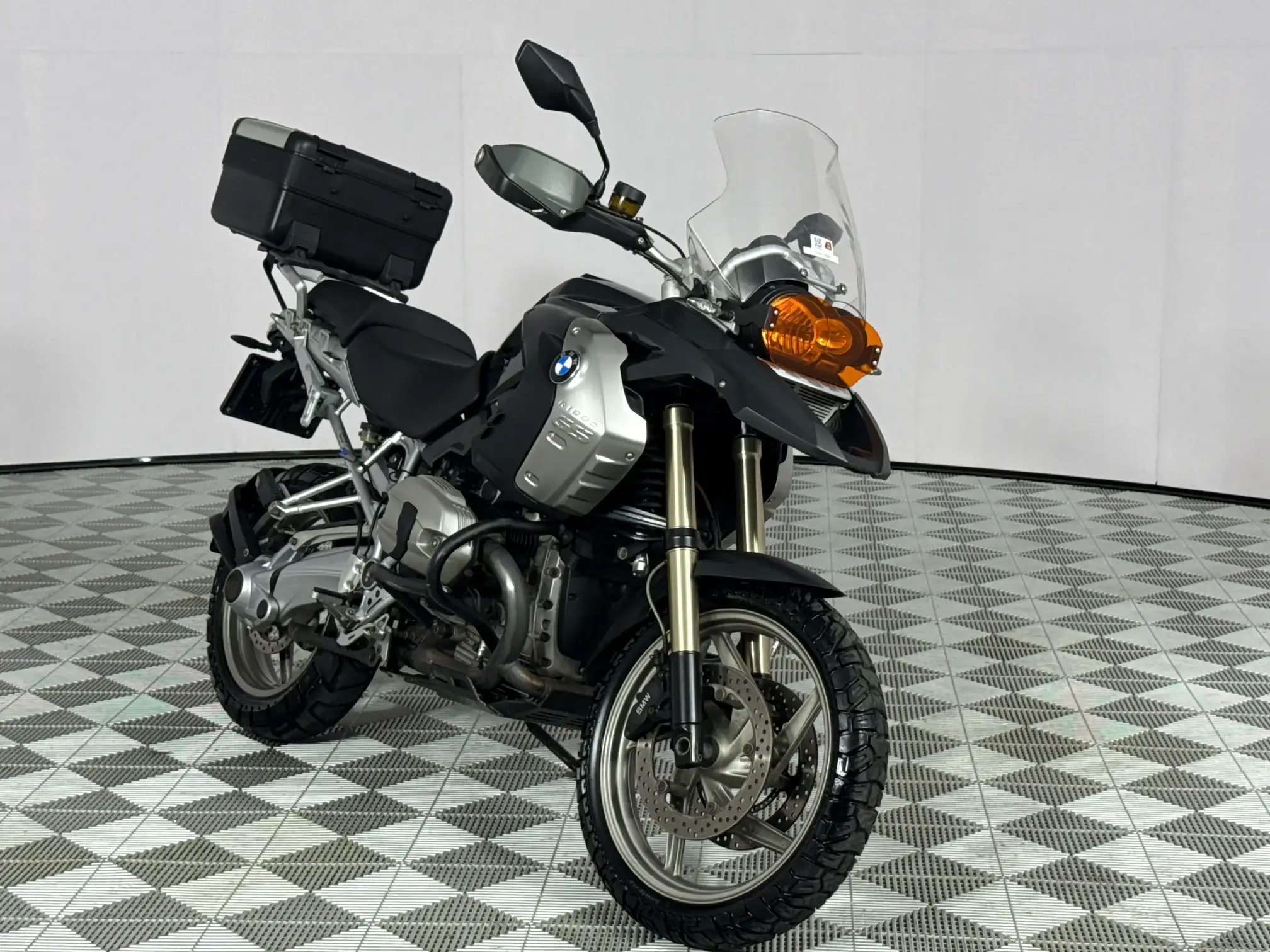 BMW R Series