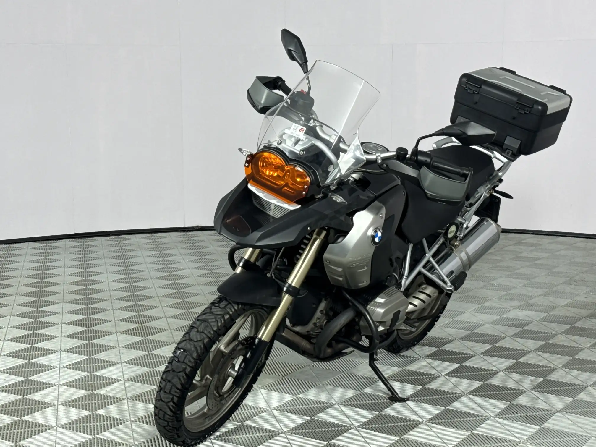 BMW R Series