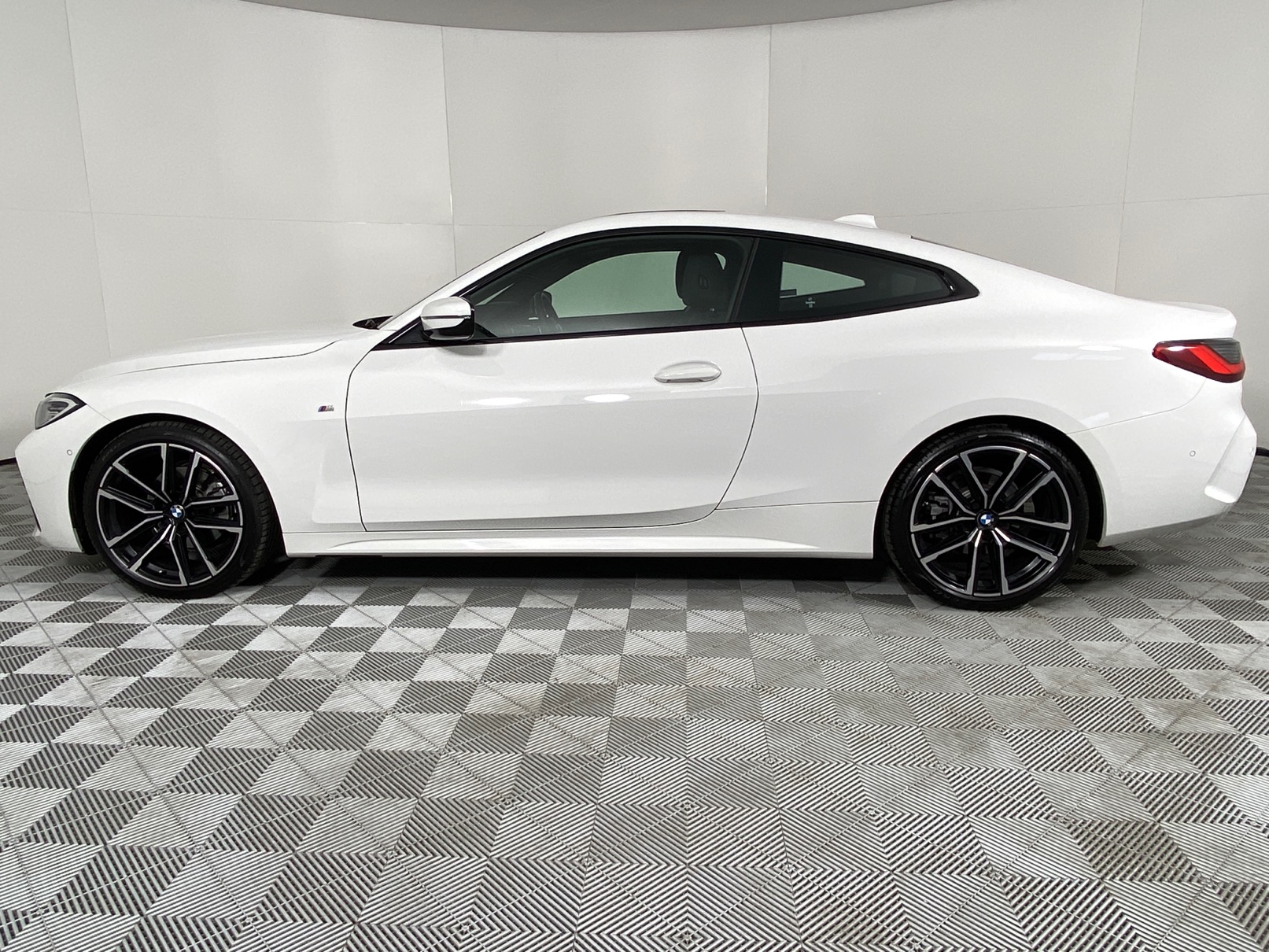 Bmw 420i G22 Coupe M Sport Auto For Sale R 835 900 Za 9699