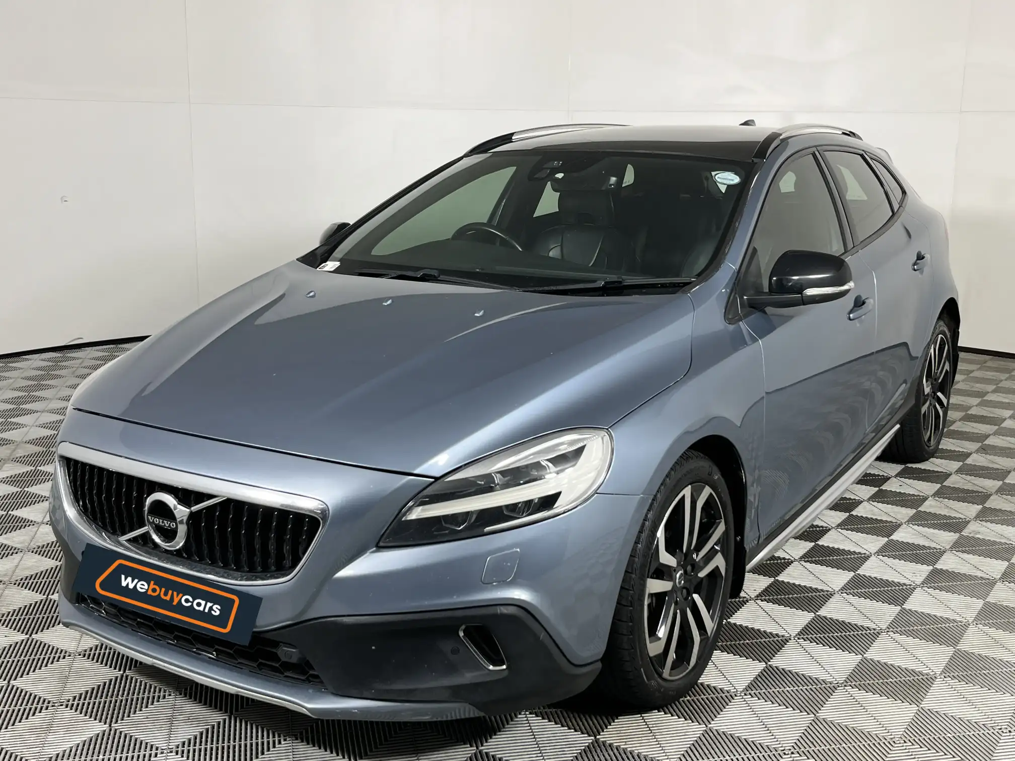 Volvo V40
