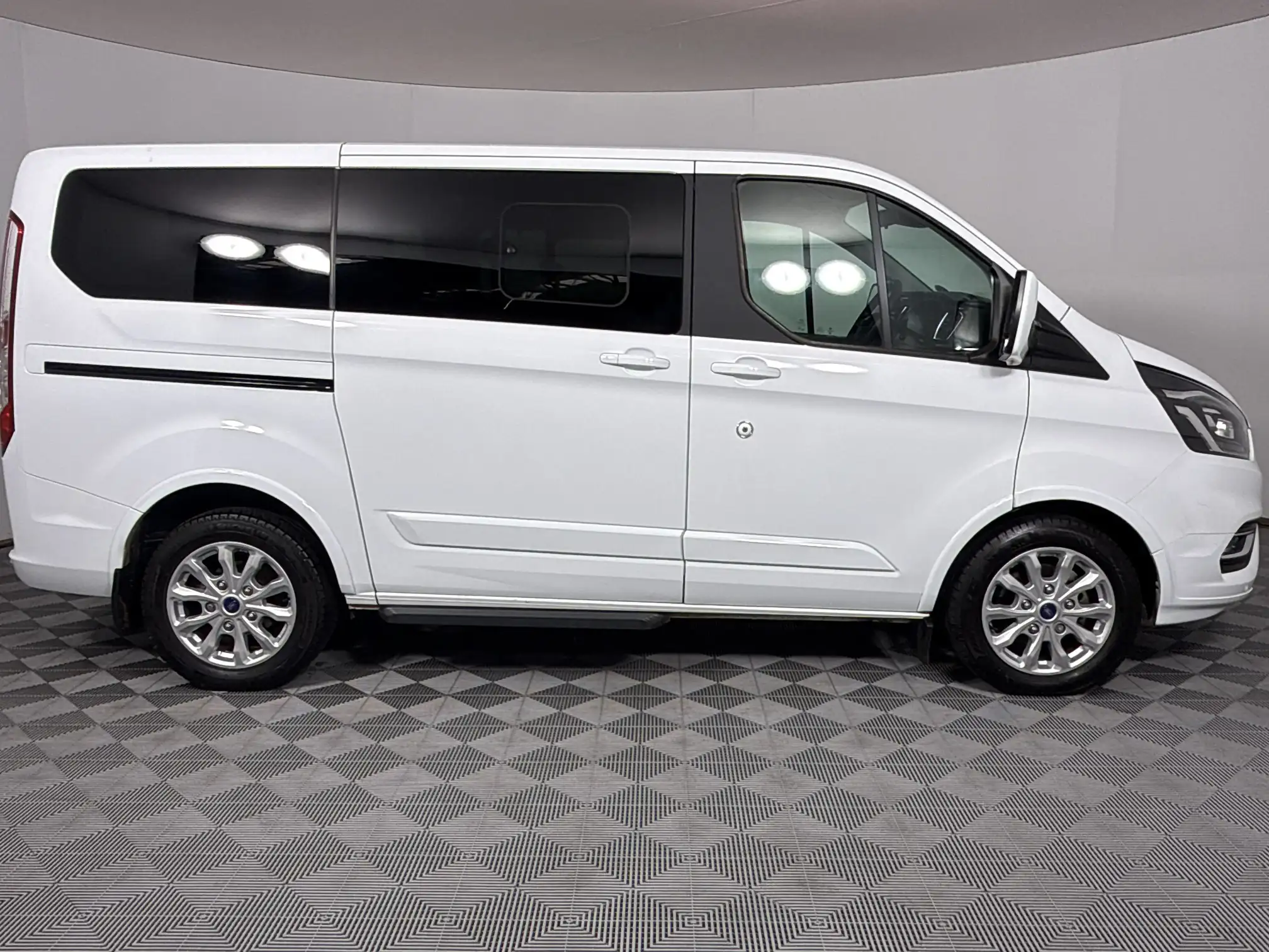 Ford Tourneo