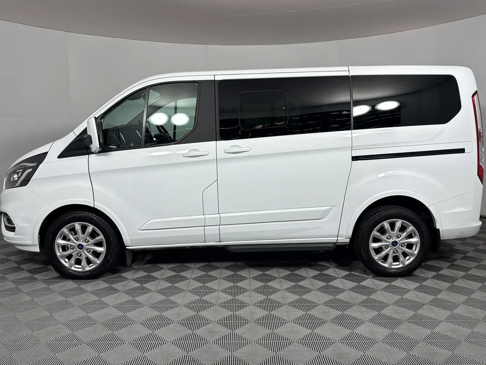 Ford Tourneo