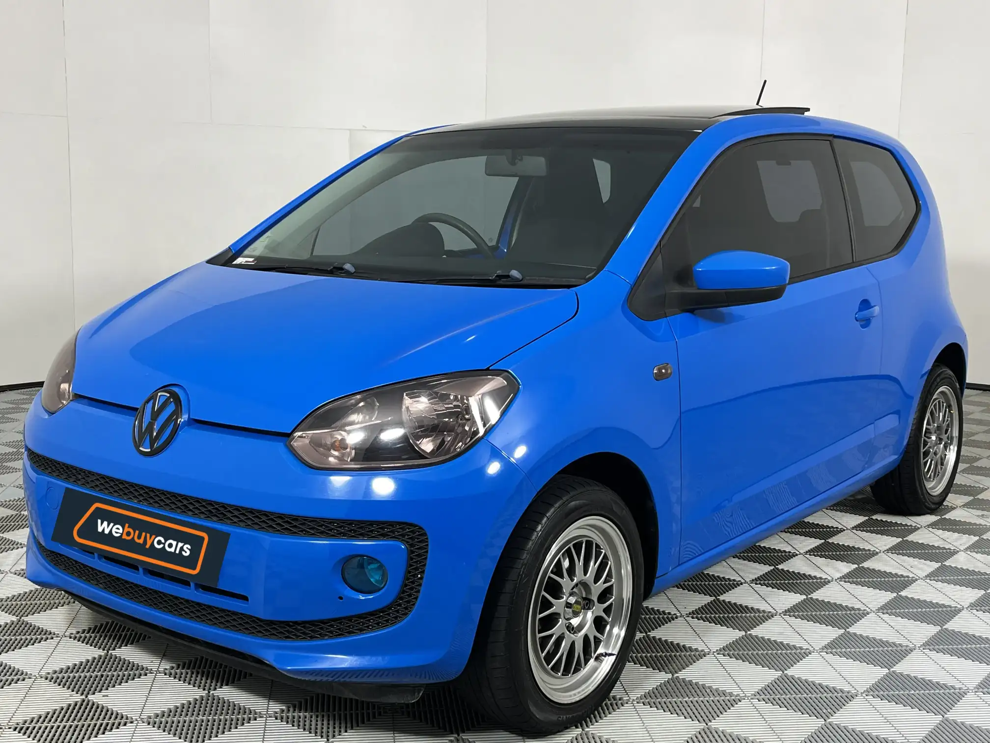 2015 Volkswagen UP Take UP! 1.0 3-Door at Gqeberha (EC) for sale R91900