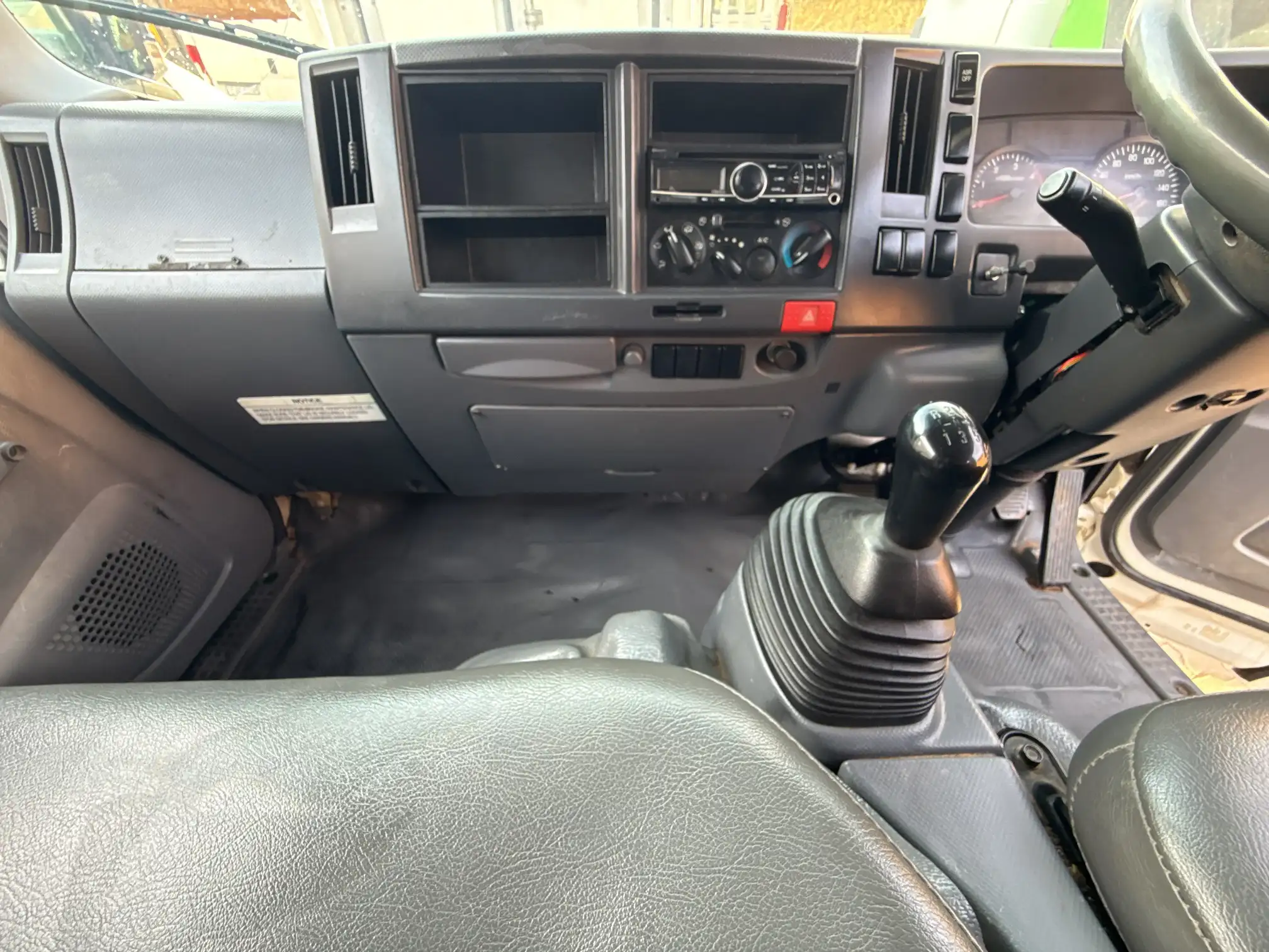 Isuzu NMR