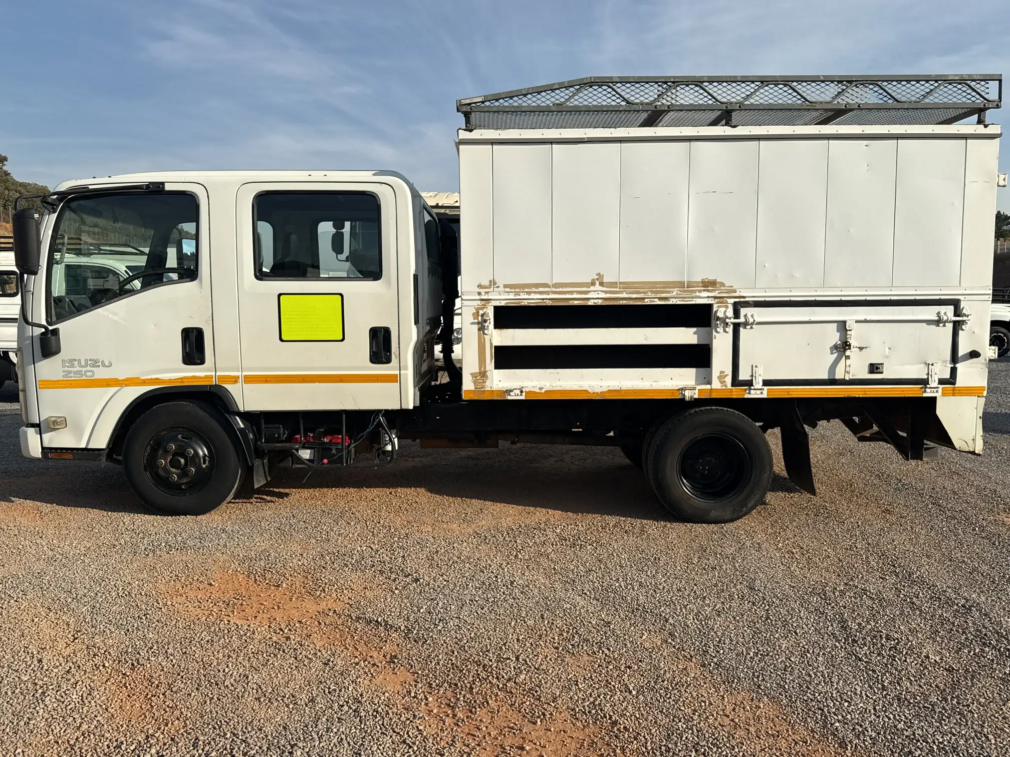 Isuzu NMR