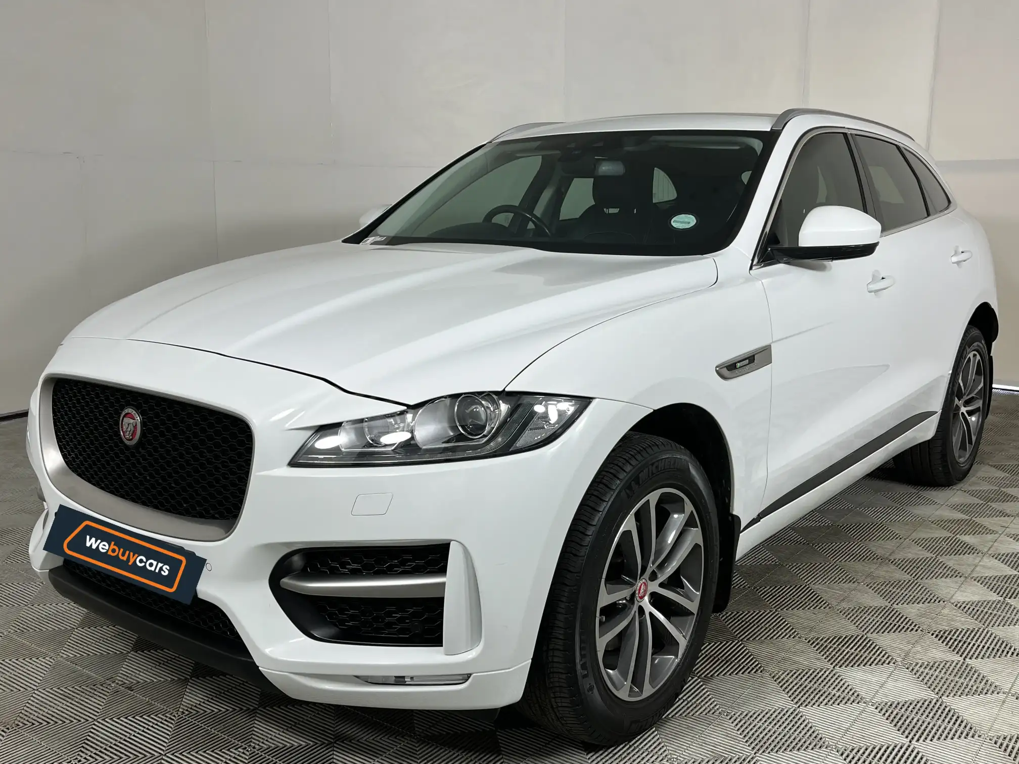 Jaguar F-Pace