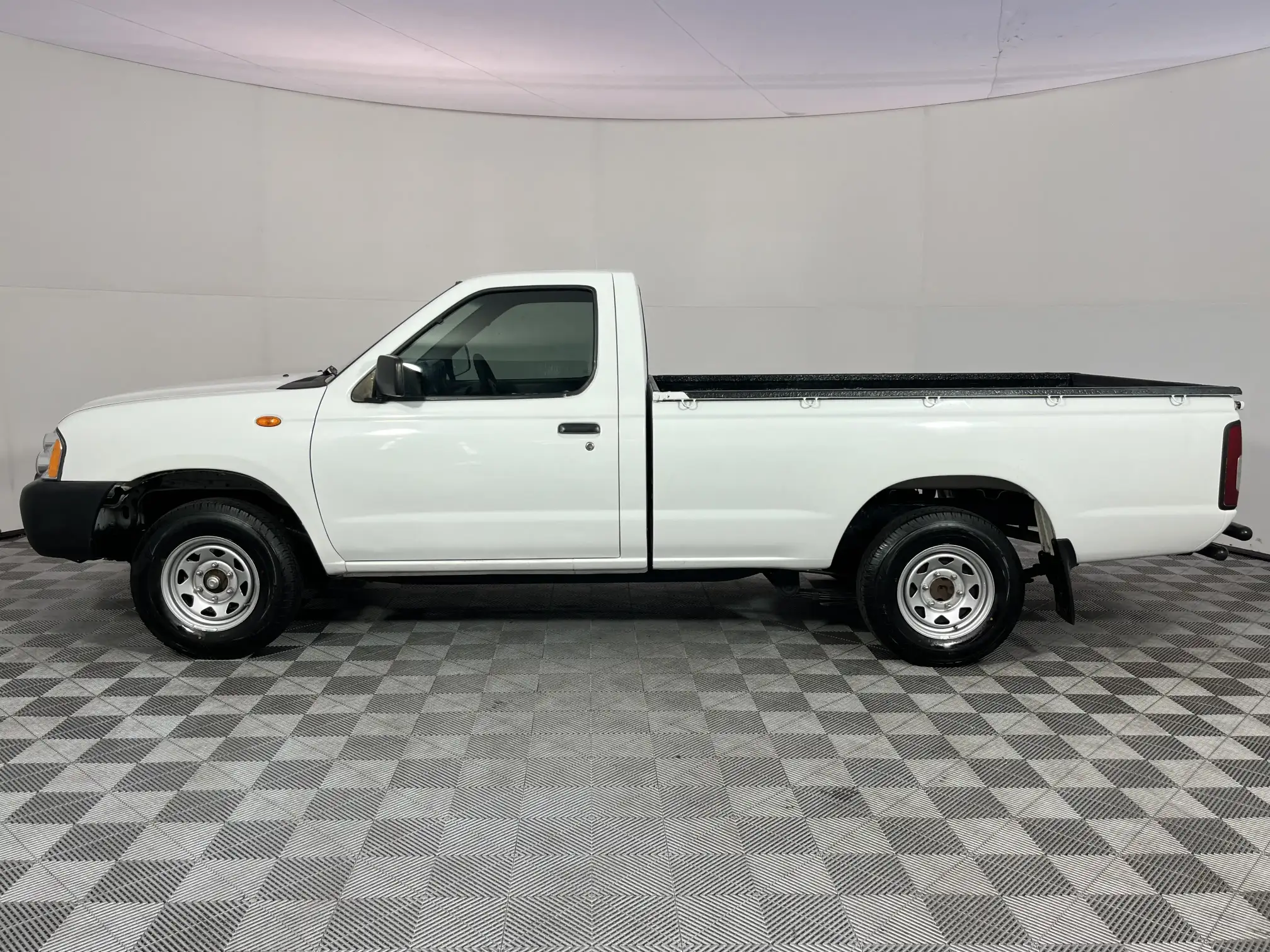 Nissan Hardbody
