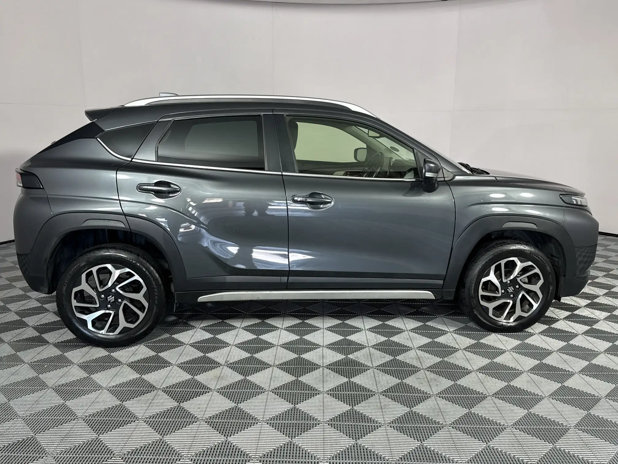 Suzuki Fronx