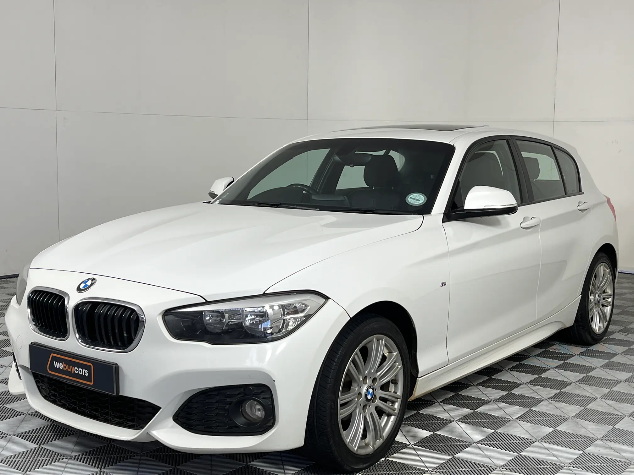 2017 BMW 1 Series 118i 5-Door Auto (F20)