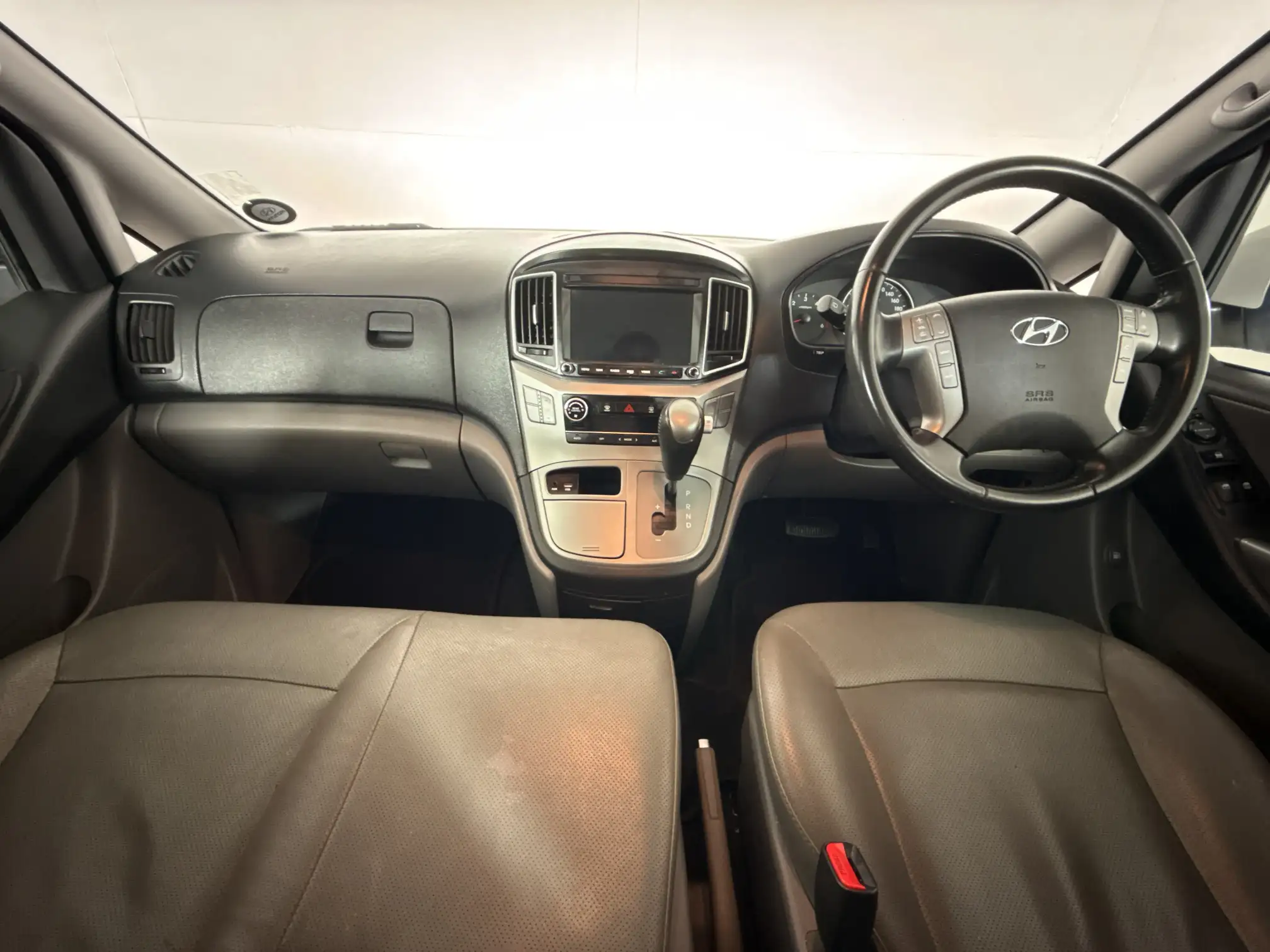Hyundai H-1