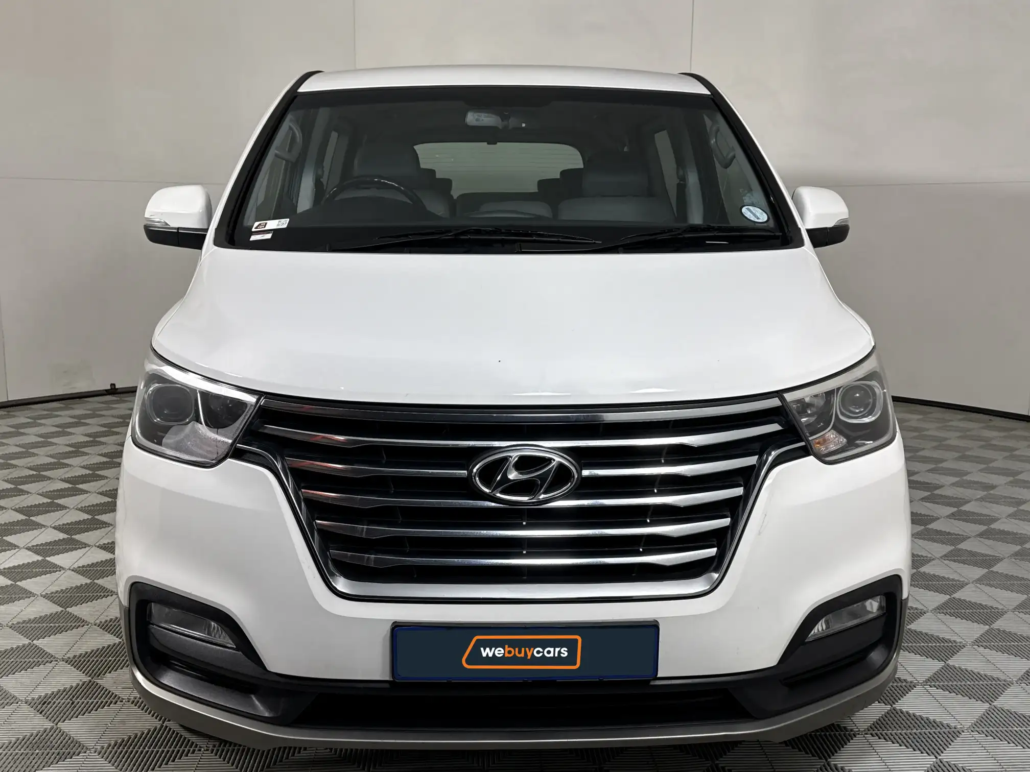 Hyundai H-1
