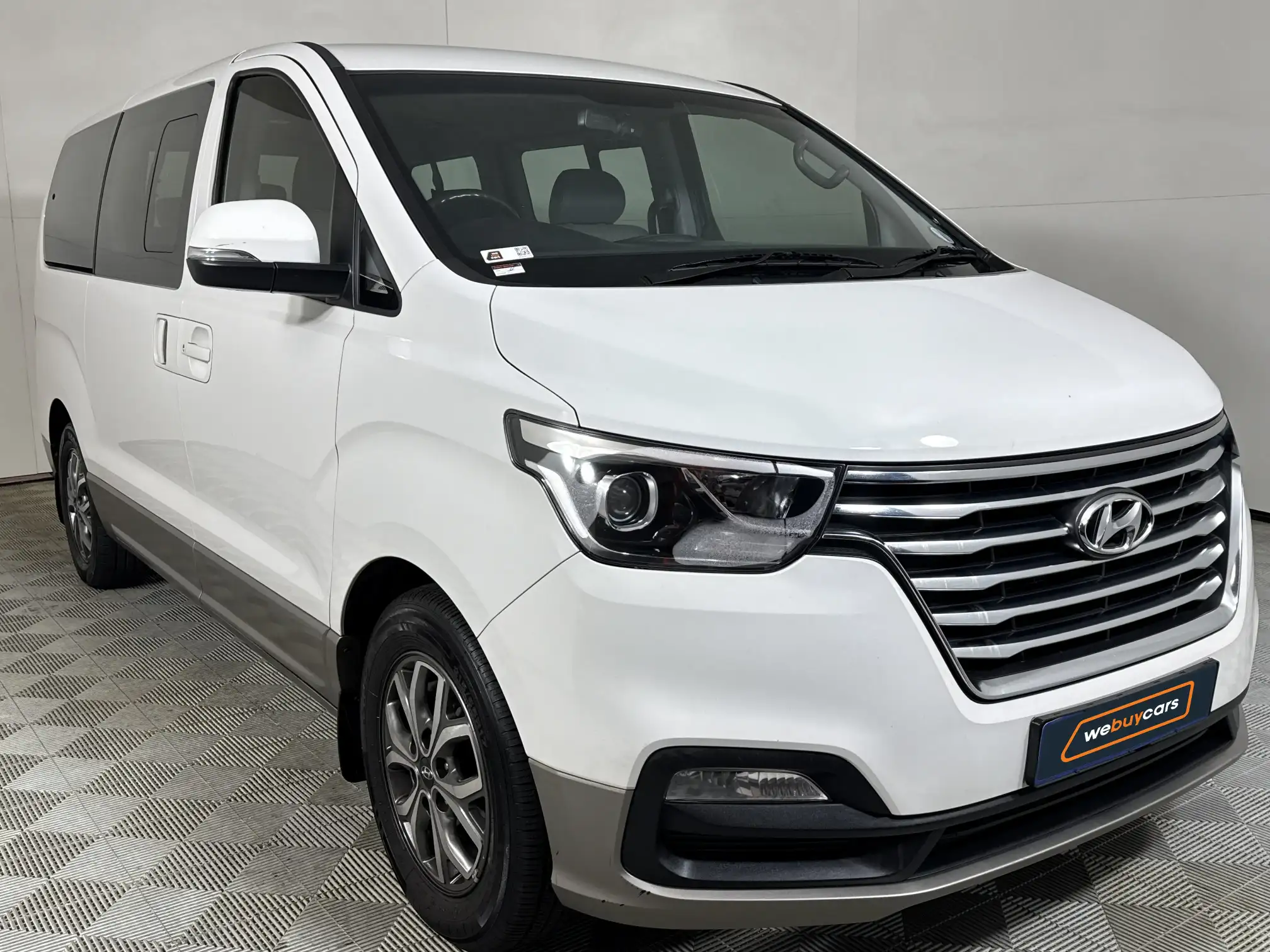 Hyundai H-1