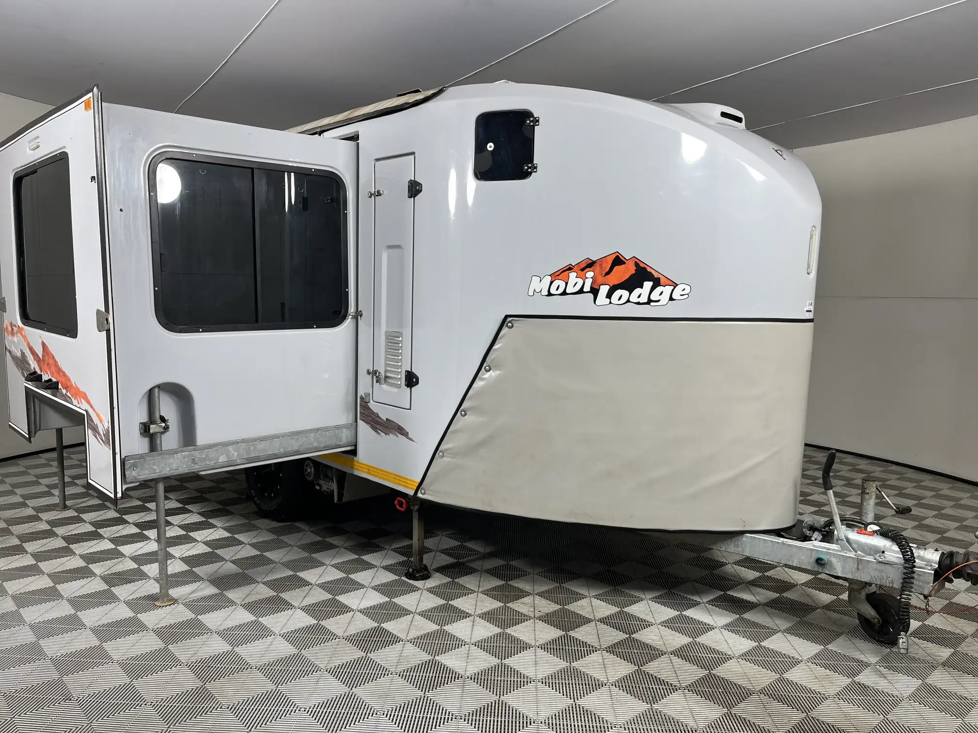 Mobi Lodge Adventure