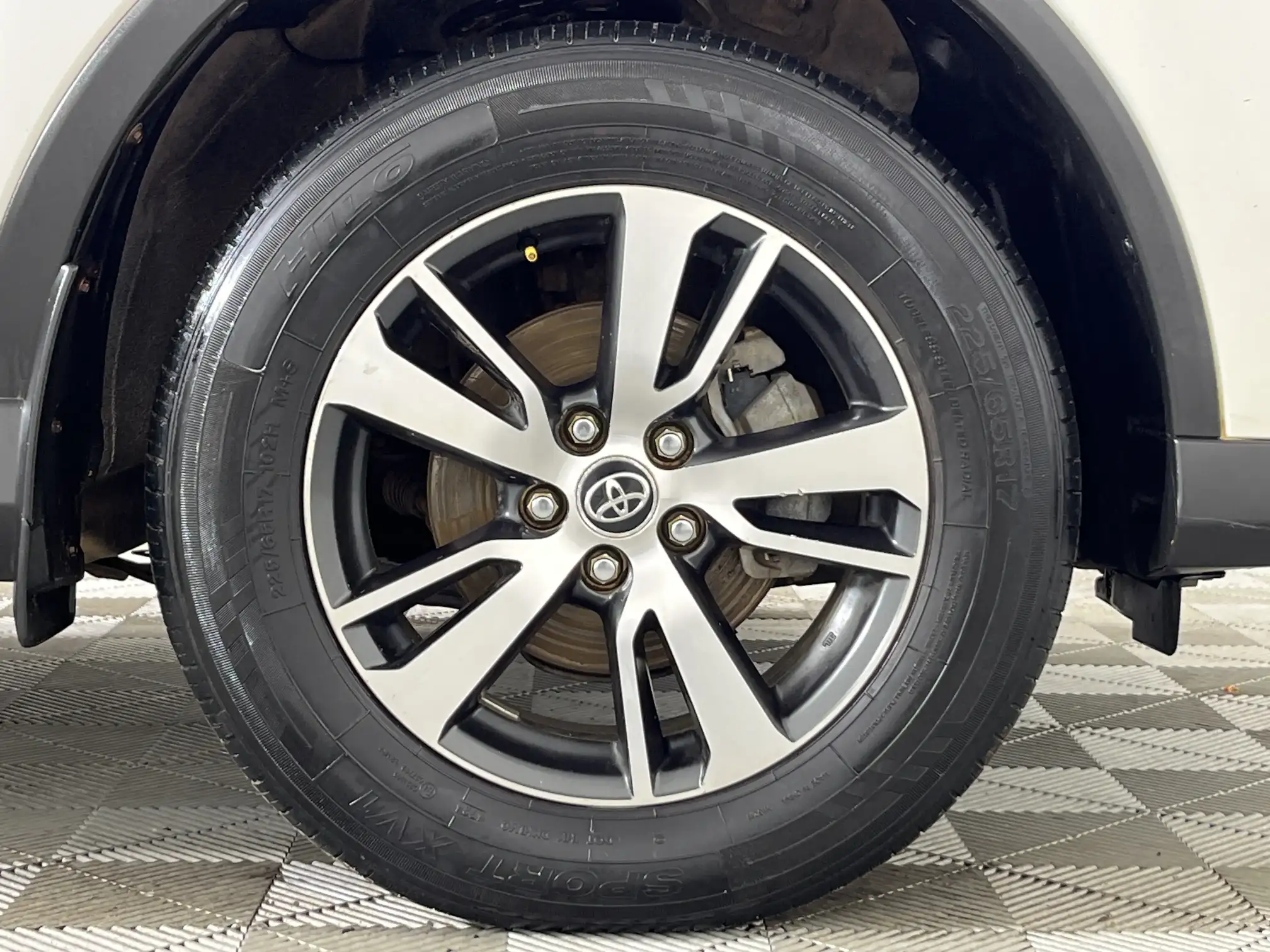 Toyota RAV 4