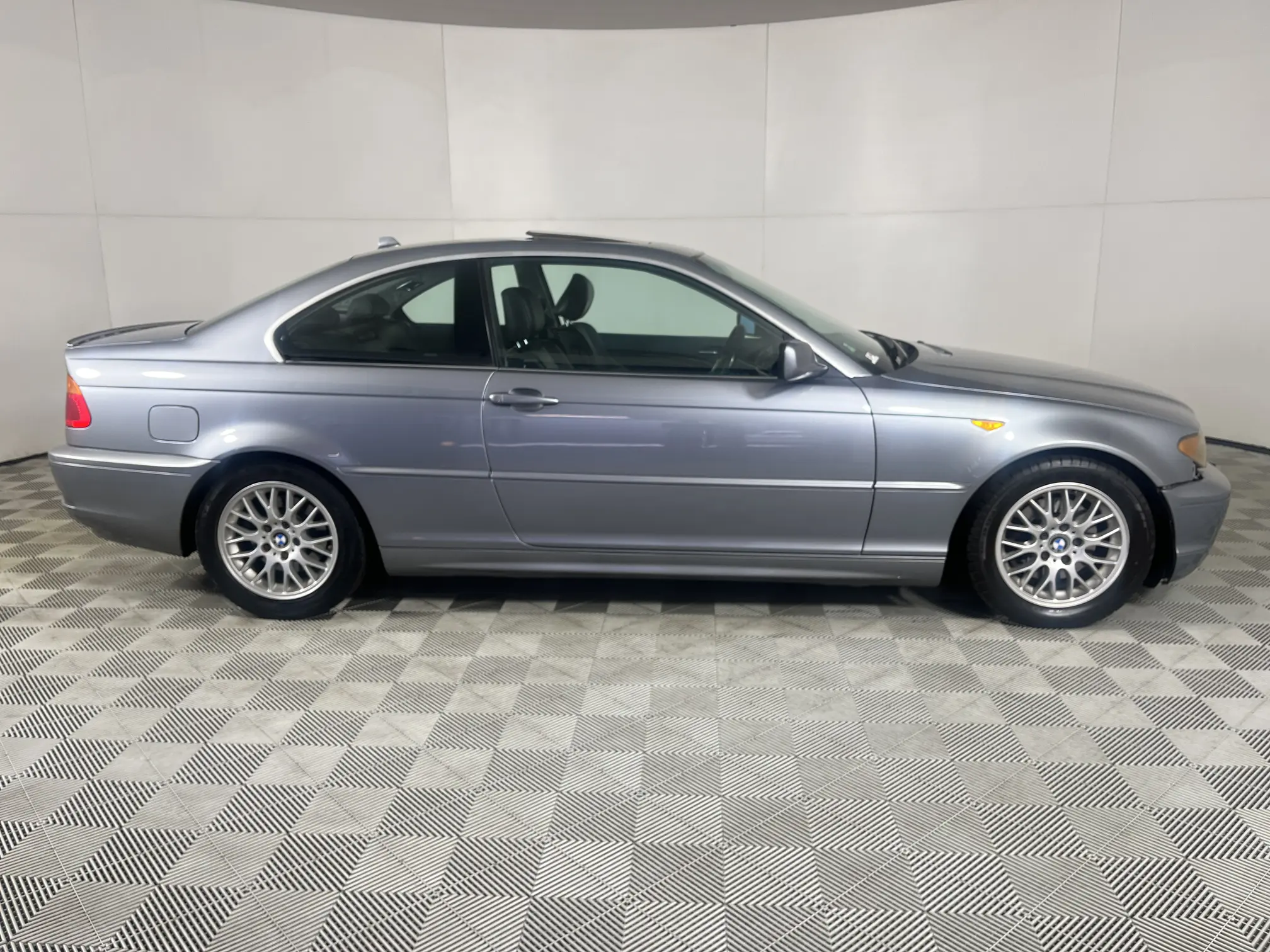 Buy a Car Looking to buy a 2004 BMW 3 Series 325ci Coupe Auto (e46)f