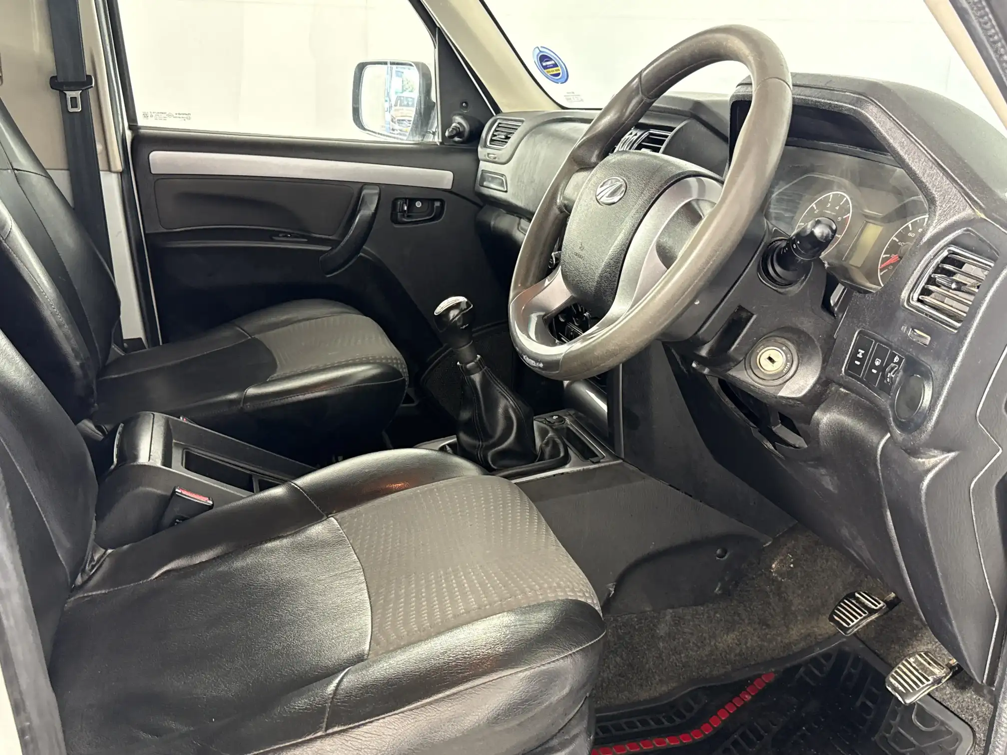 Mahindra PIK UP