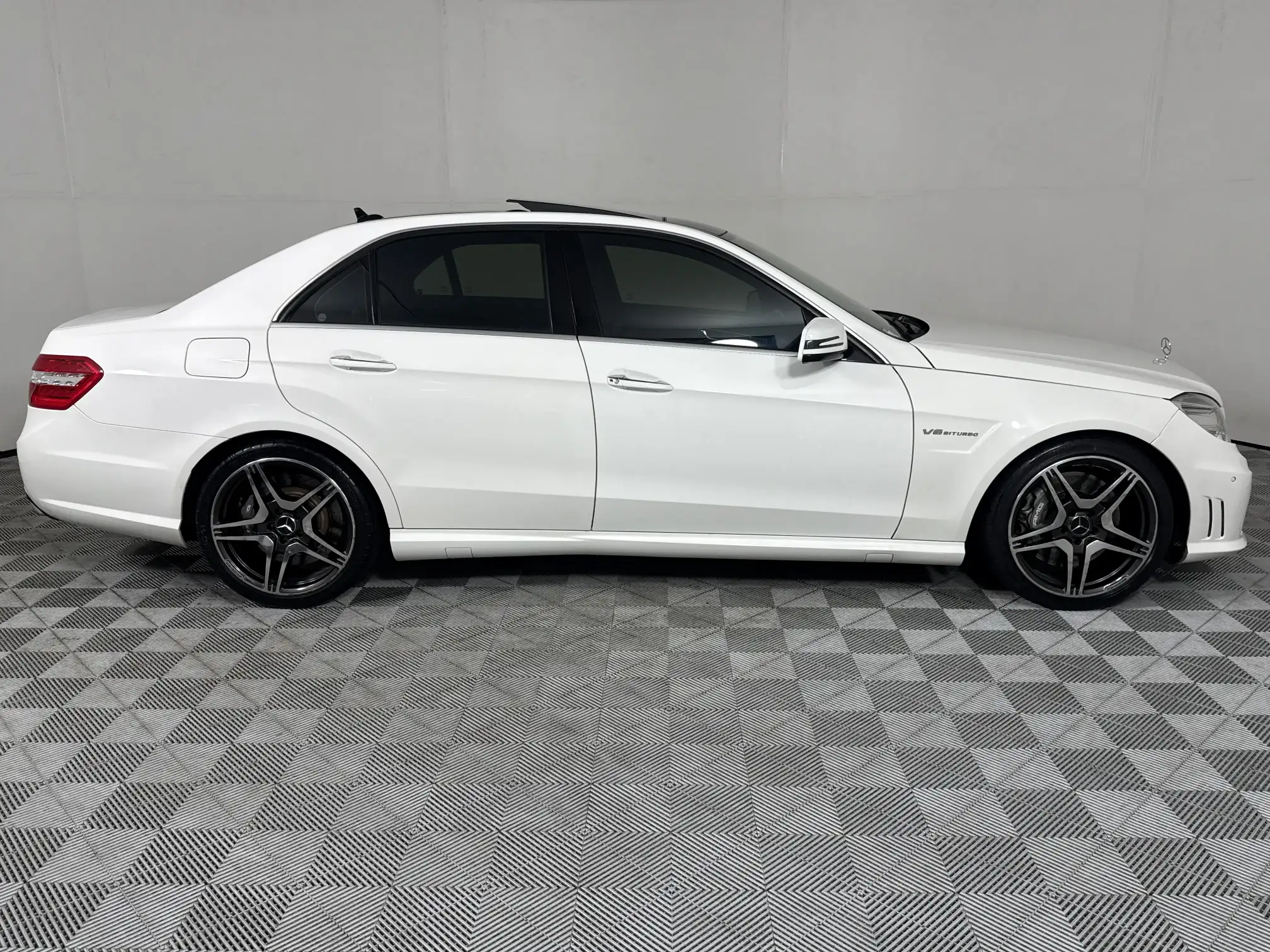 Mercedes-Benz E Class Sedan