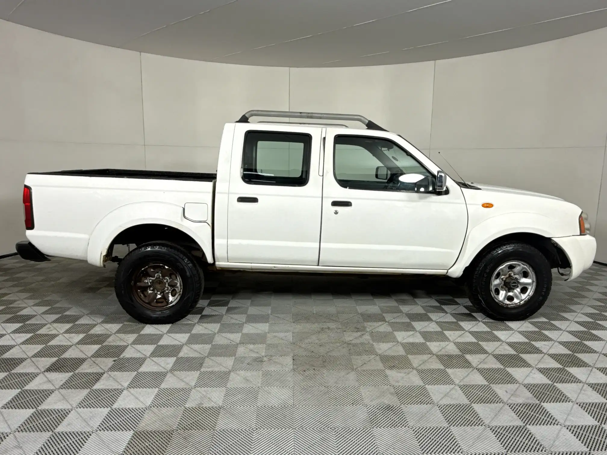 Nissan Hardbody