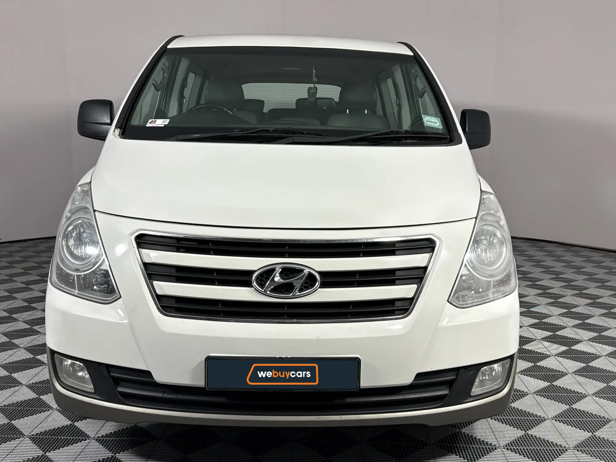 Hyundai H-1